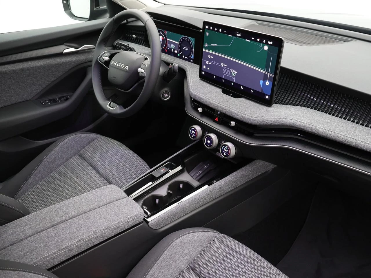 Škoda Superb Combi 1.5 TSI ACT MHEV Family DSG *DEMO*