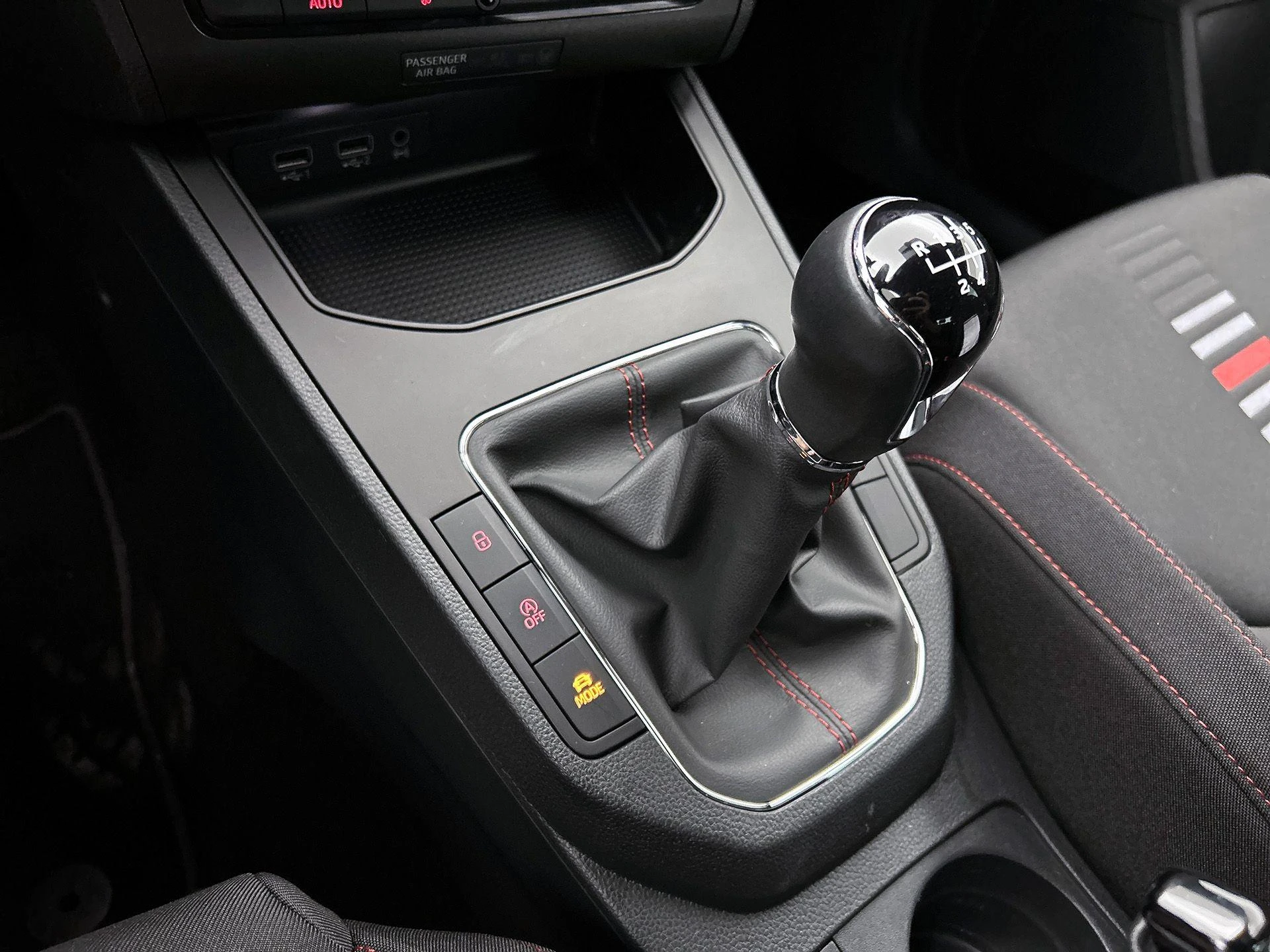 SEAT-Ibiza-image-19