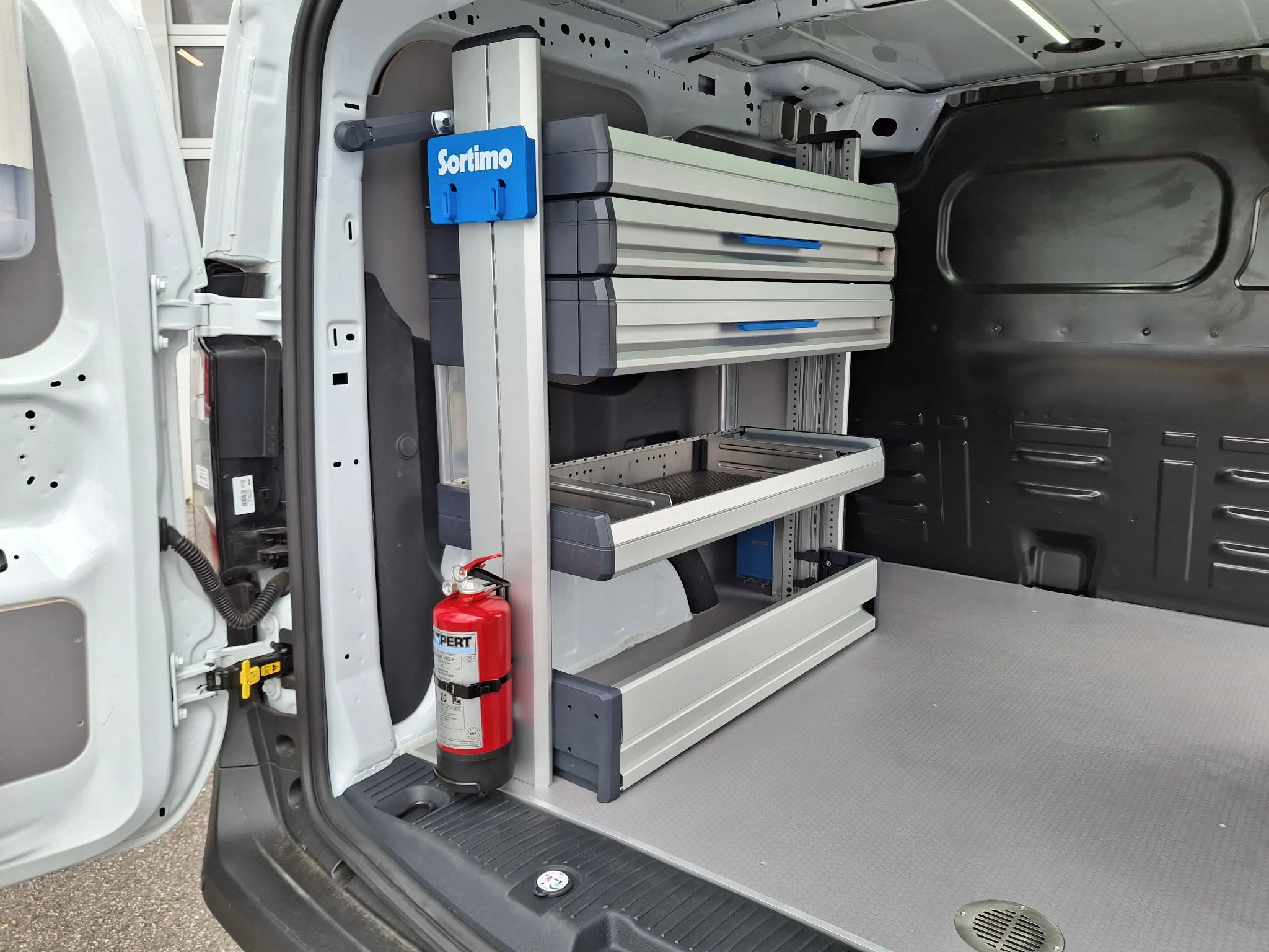 Ford E-Transit Cour. Trend 44 kWh