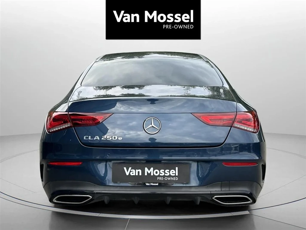 Mercedes-Benz-CLA-image-5