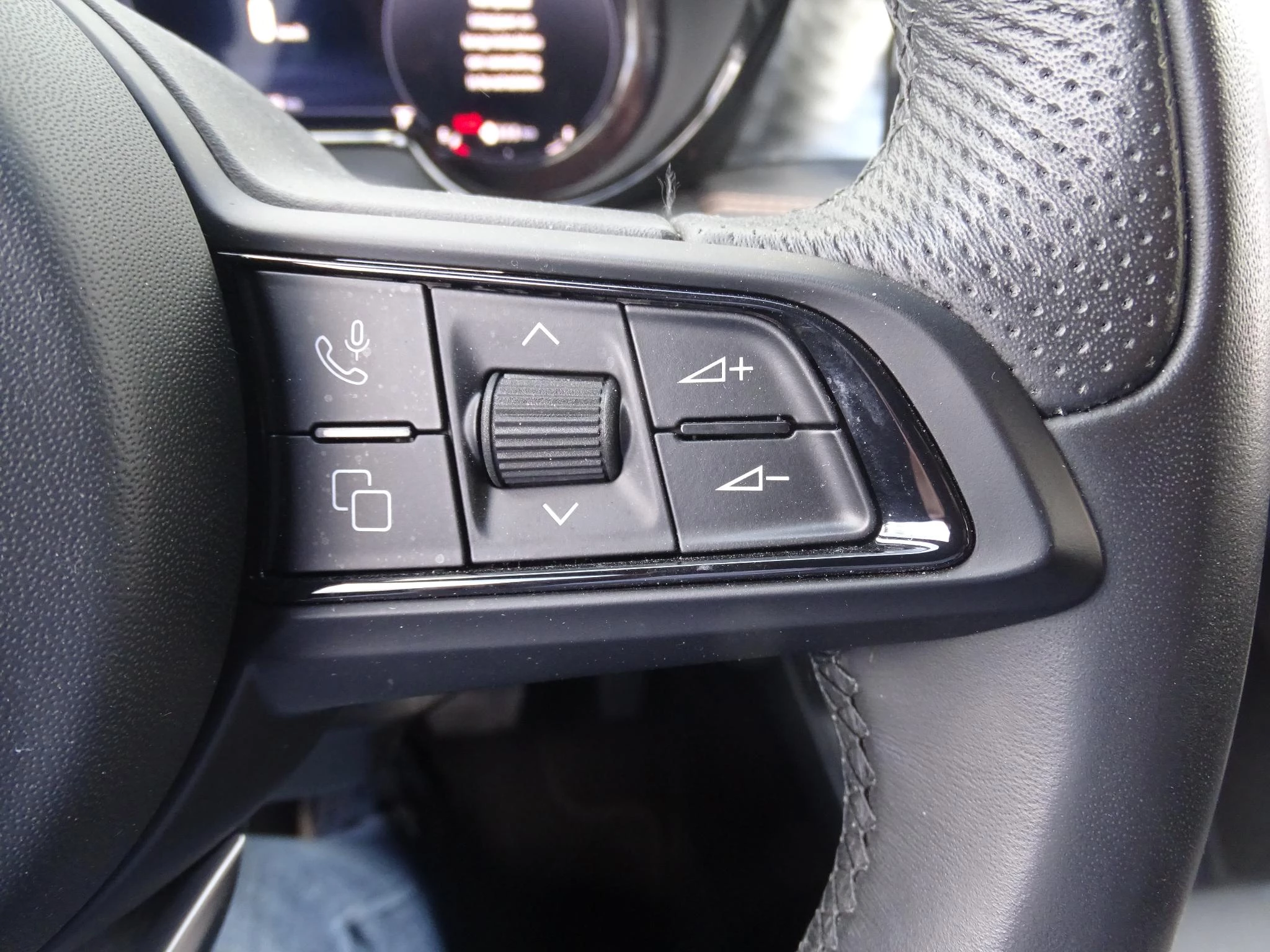 Alfa Romeo Tonale 1.3 T280 PHEV Q4 Ti