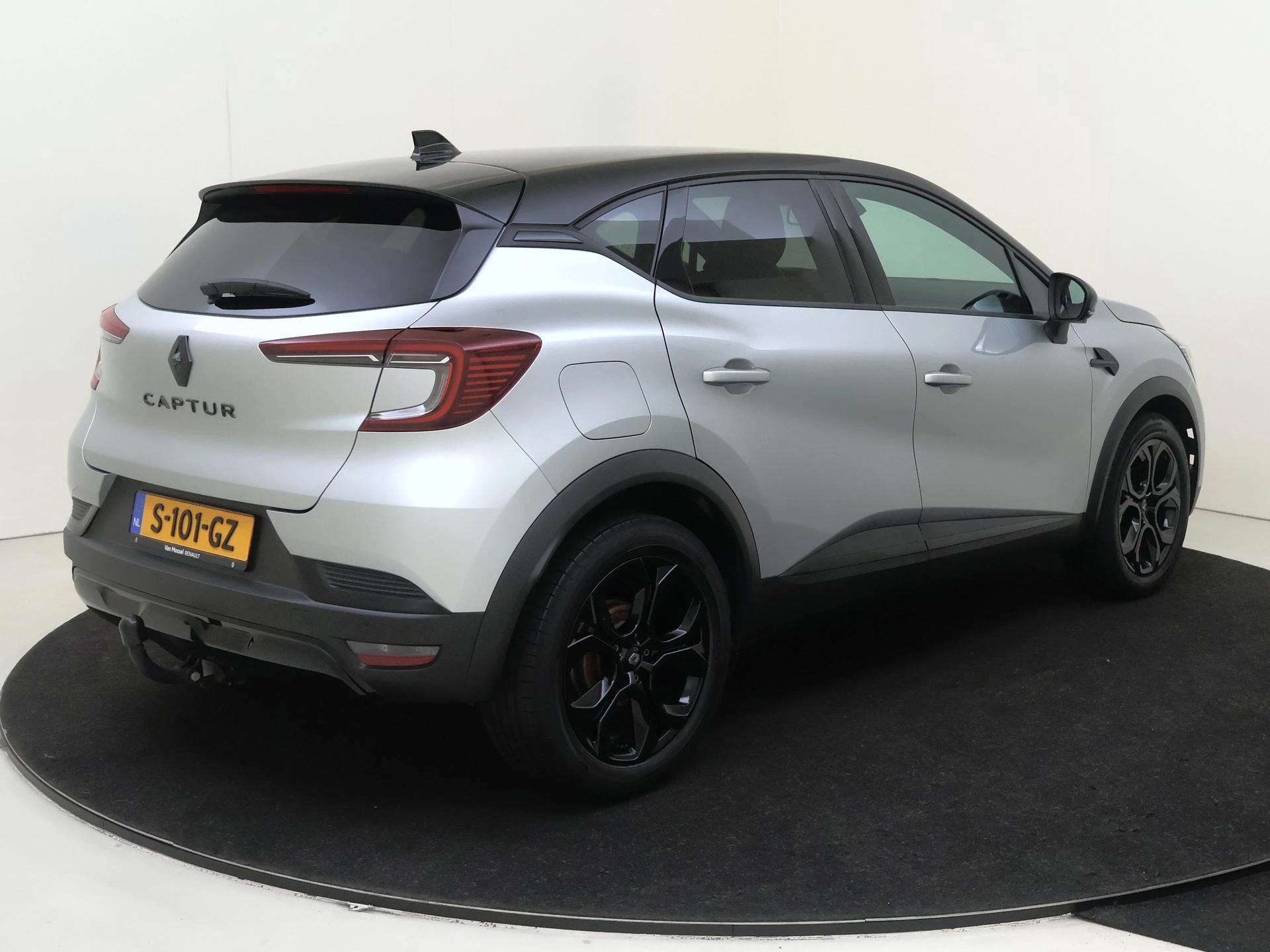 Renault-Captur-image-3