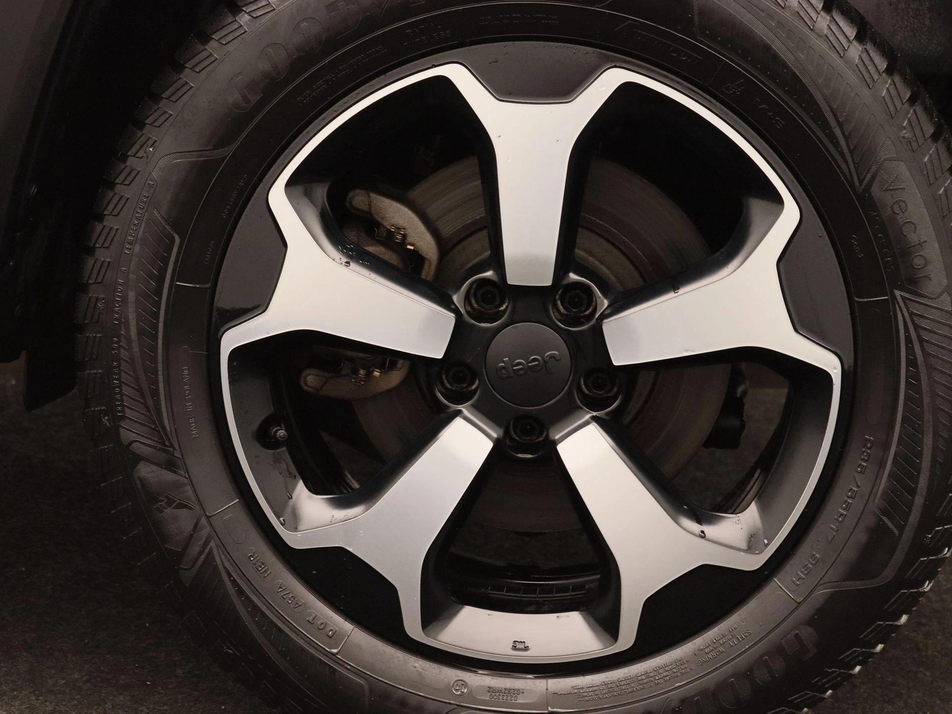 Jeep-Renegade-image-15