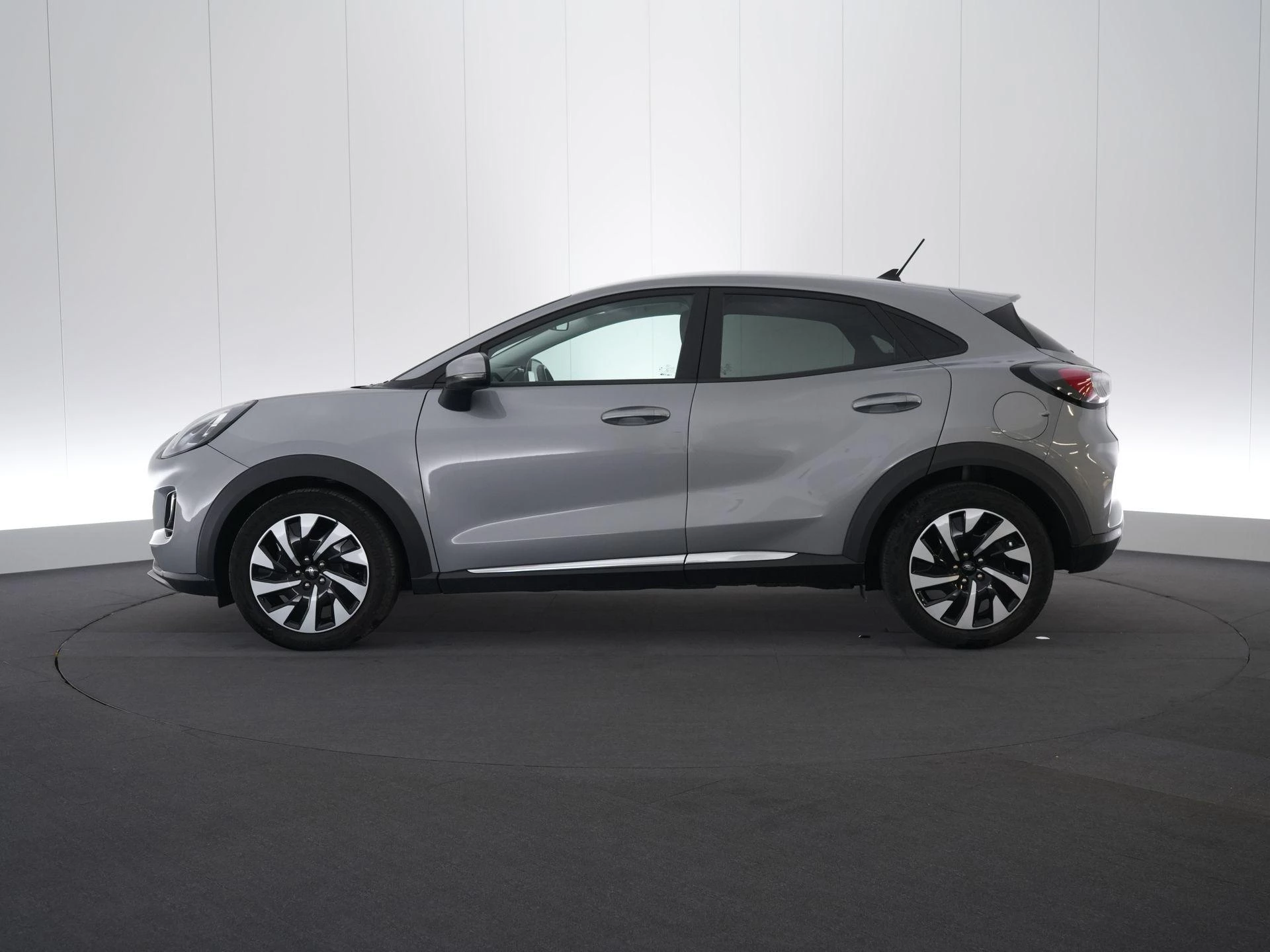 Ford Puma 1.0i Ecoboost mHEV 92kW Titanium