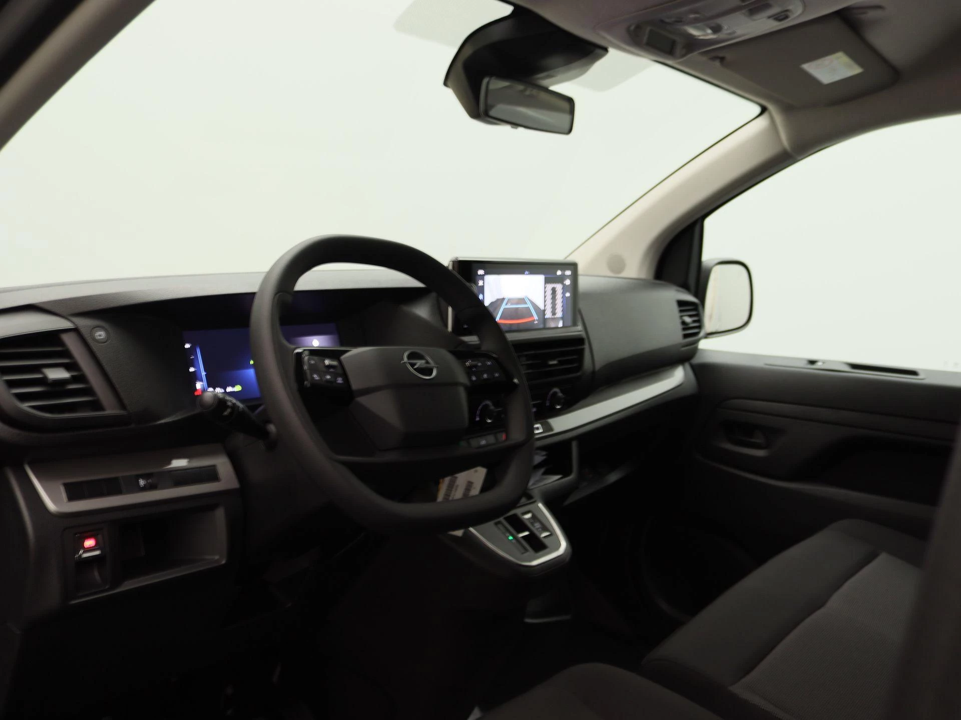 Opel-Vivaro-e-image-19