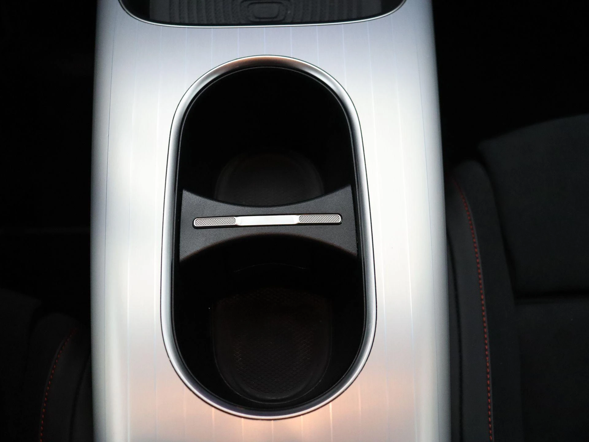 Mercedes-Benz-CLA-image-21
