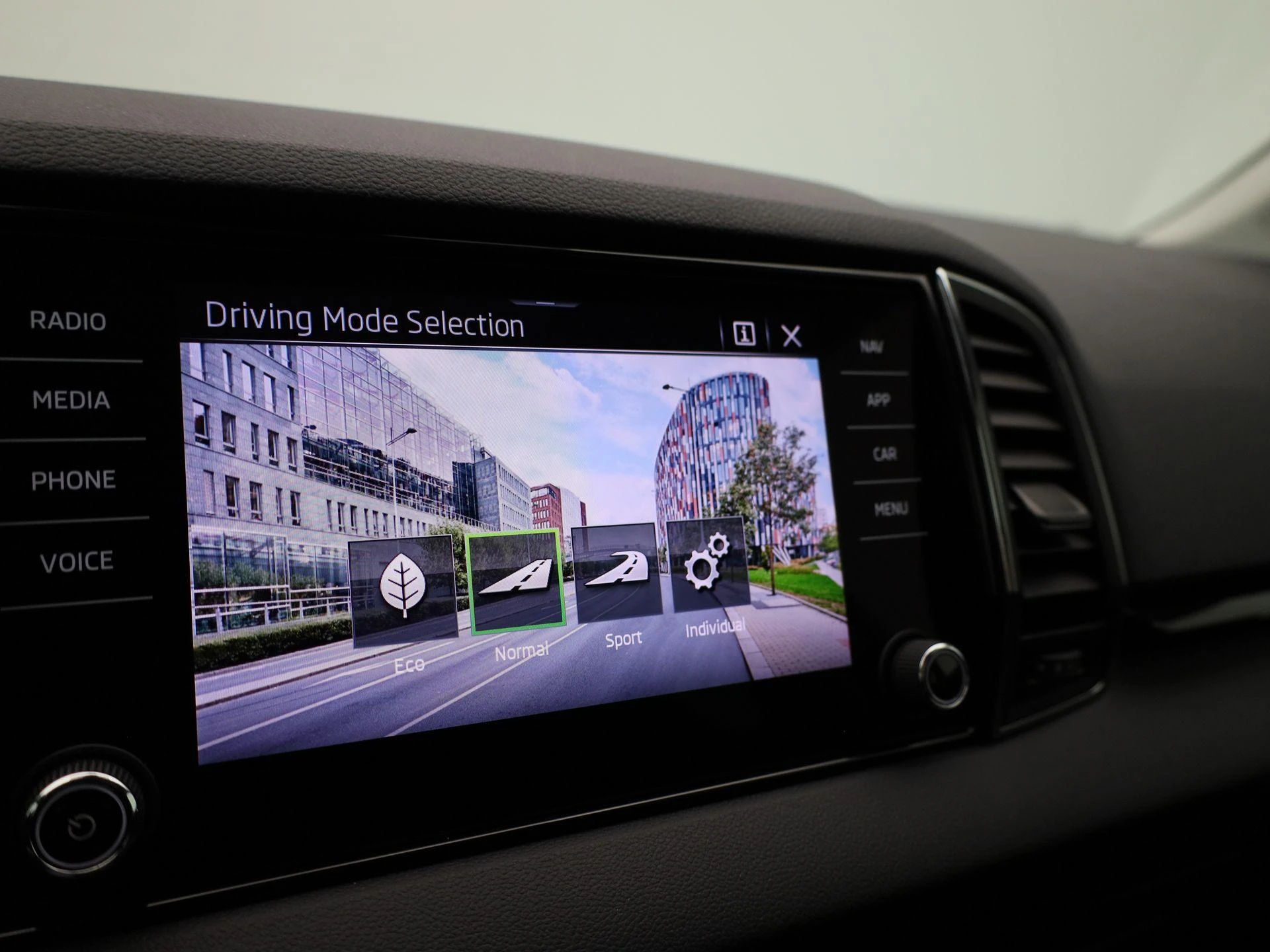 Škoda-Karoq-image-26