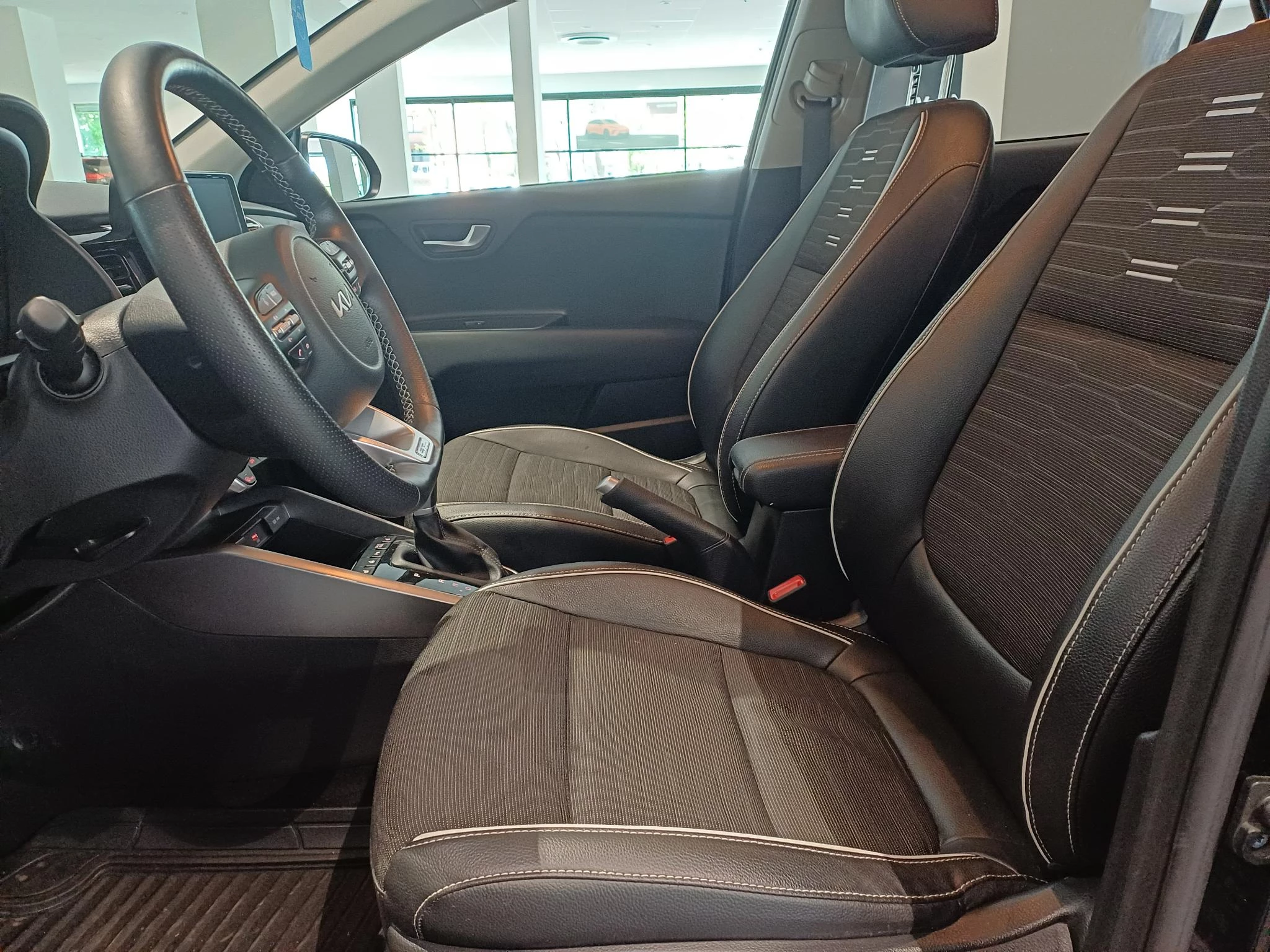 Kia-Stonic-image-16