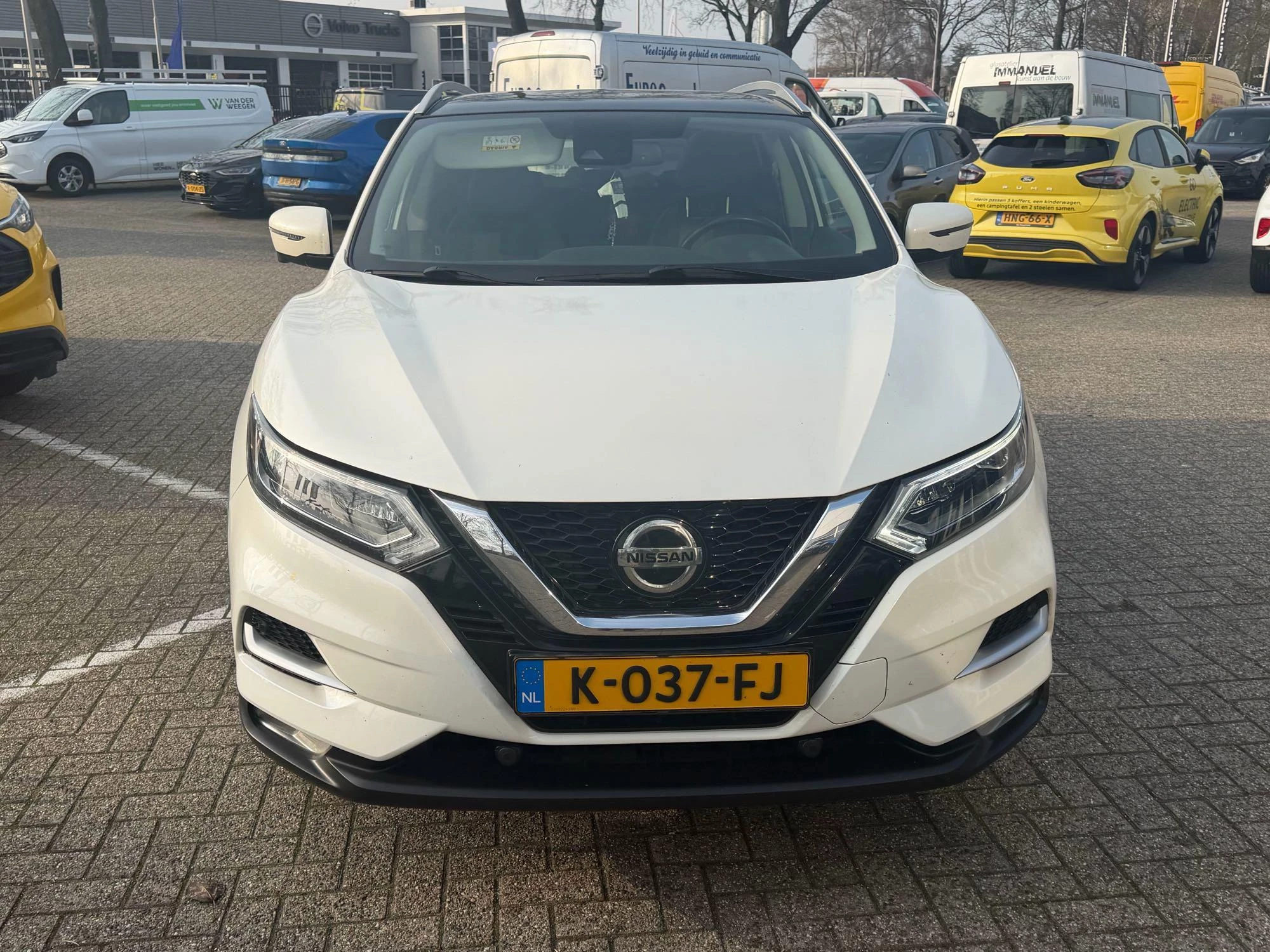 Nissan-QASHQAI-image-5