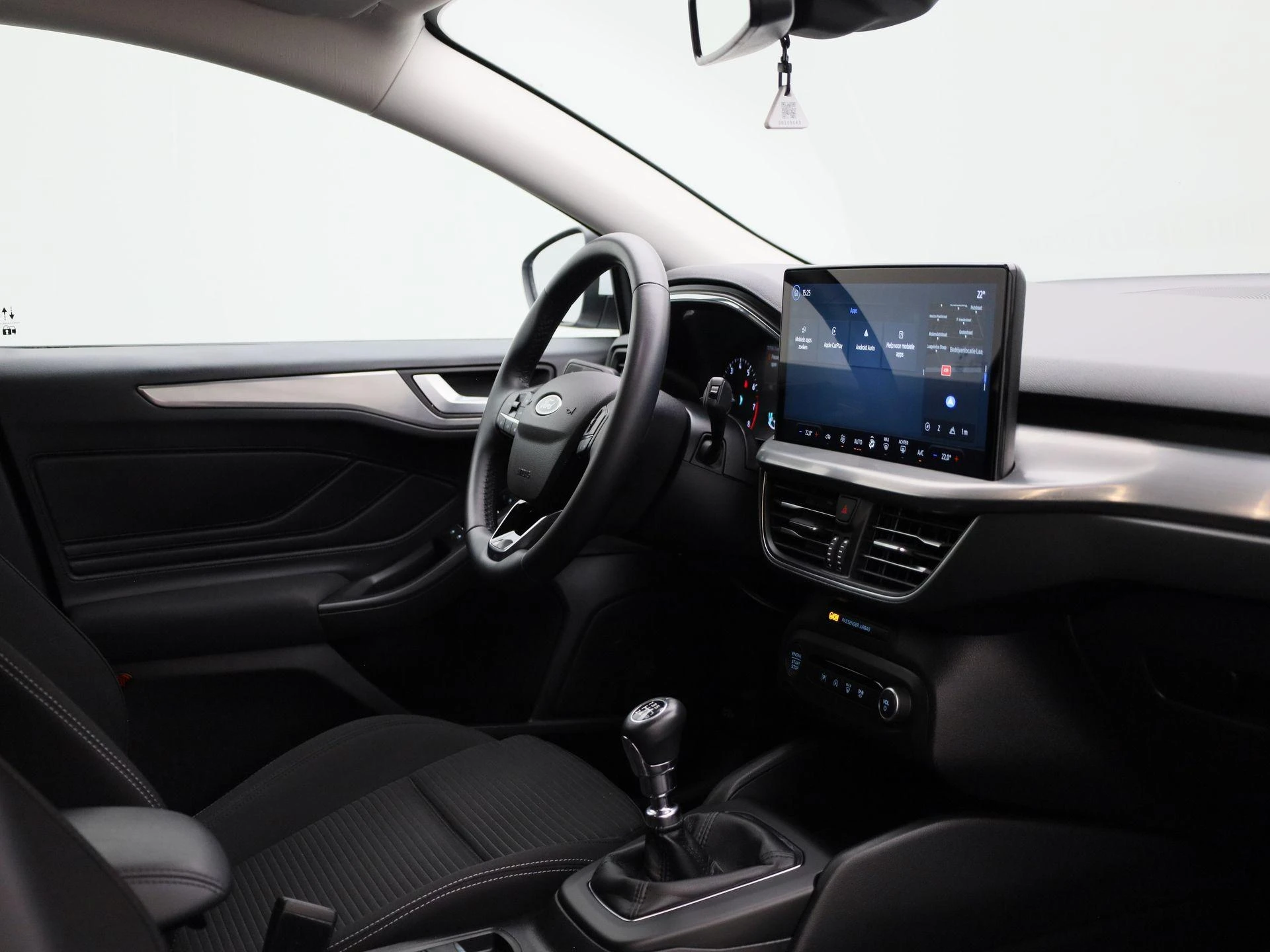 Ford Focus 1.0 EcoBoost Hybrid Titanium