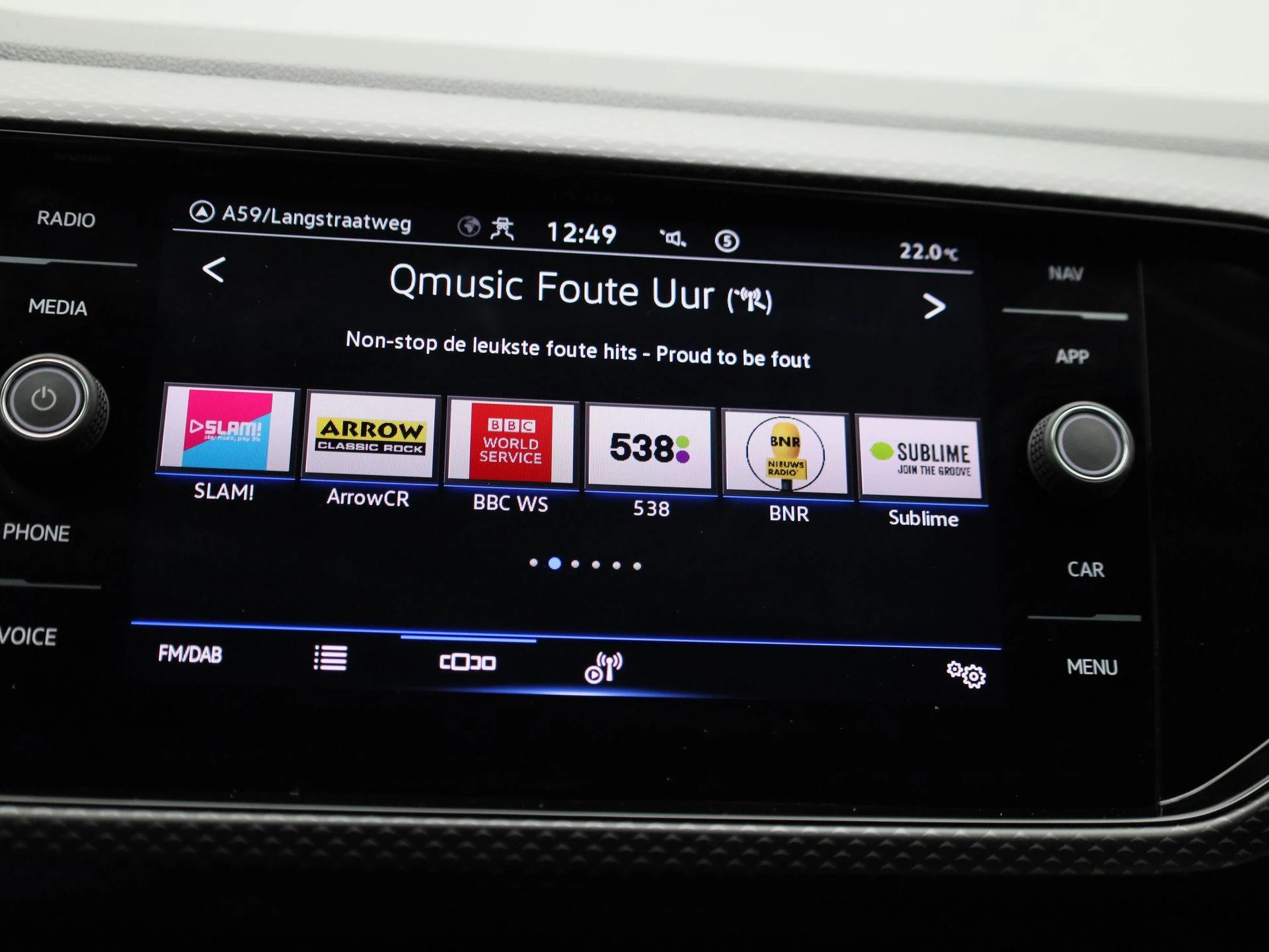 Volkswagen-T-Cross-image-13