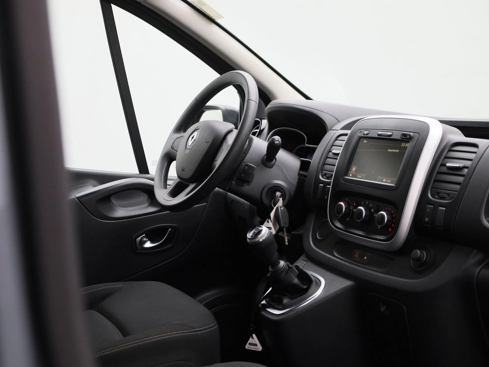 Renault-Trafic-image-6