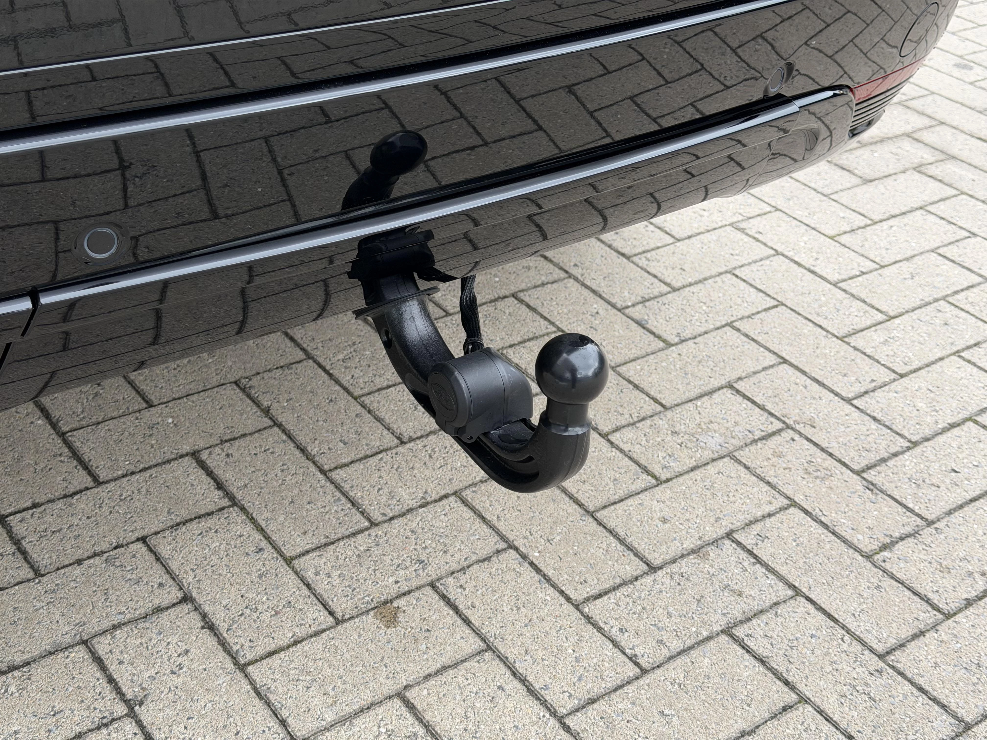 Land Rover Range Rover Velar P400e Dynamic SE AWD Auto. 26.5MY