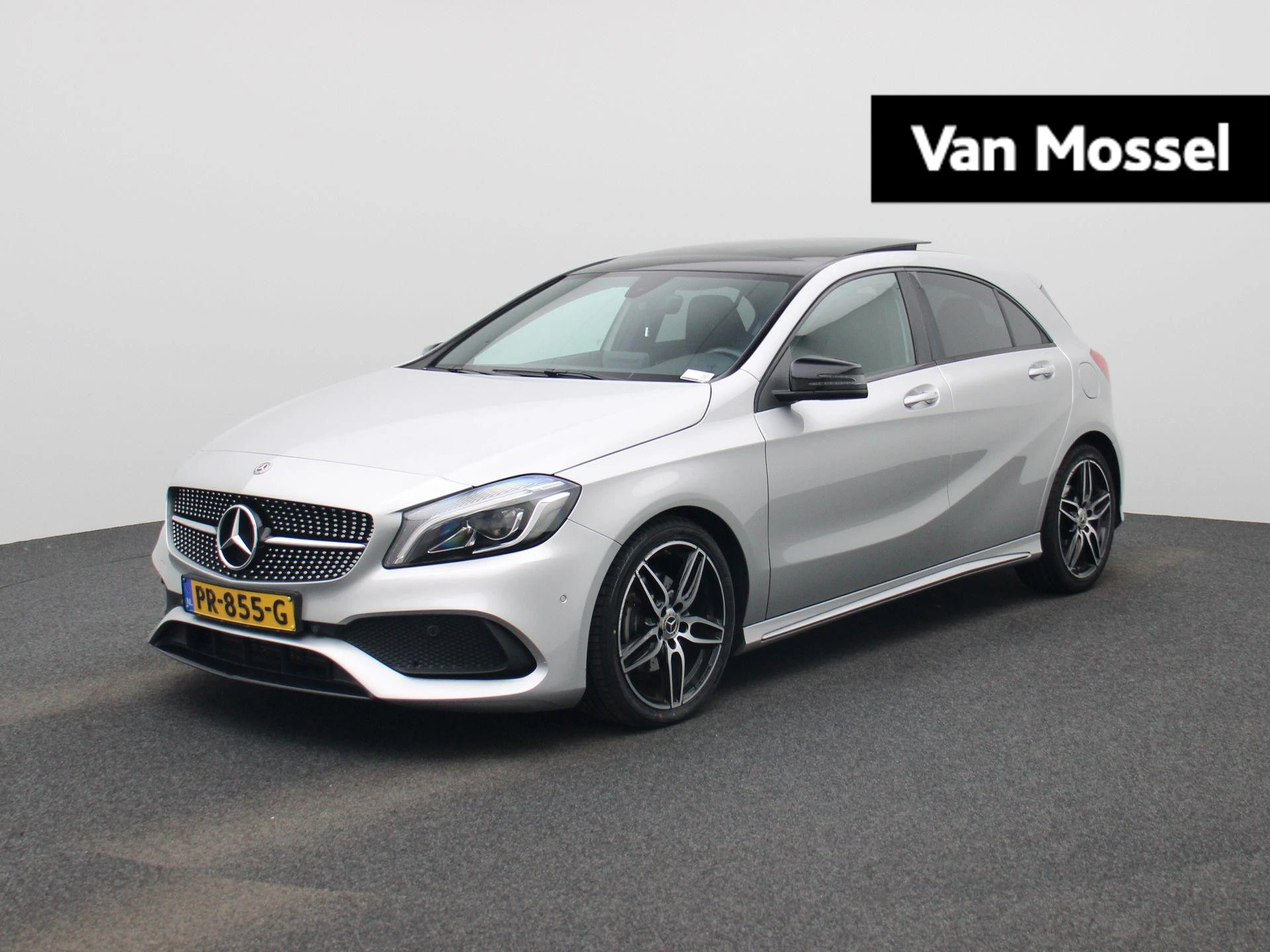Mercedes-Benz-A-Klasse-image-0
