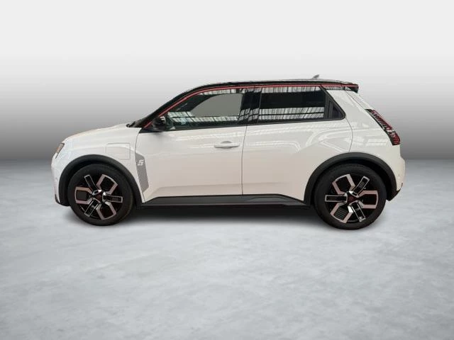 Renault 5 E-Tech electric EV 52kWh Techno 110 kW comfort range