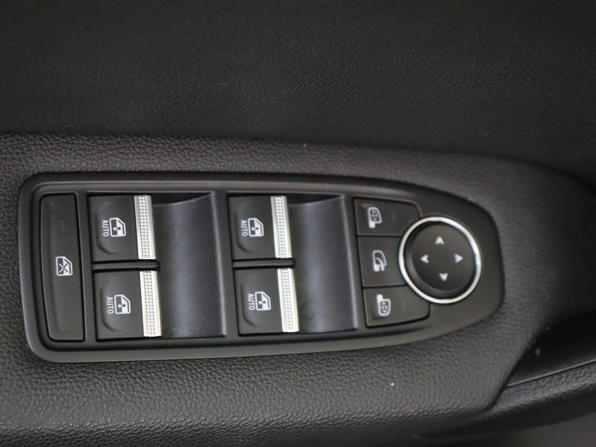 Renault Captur 1.3 TCe 140 Intens