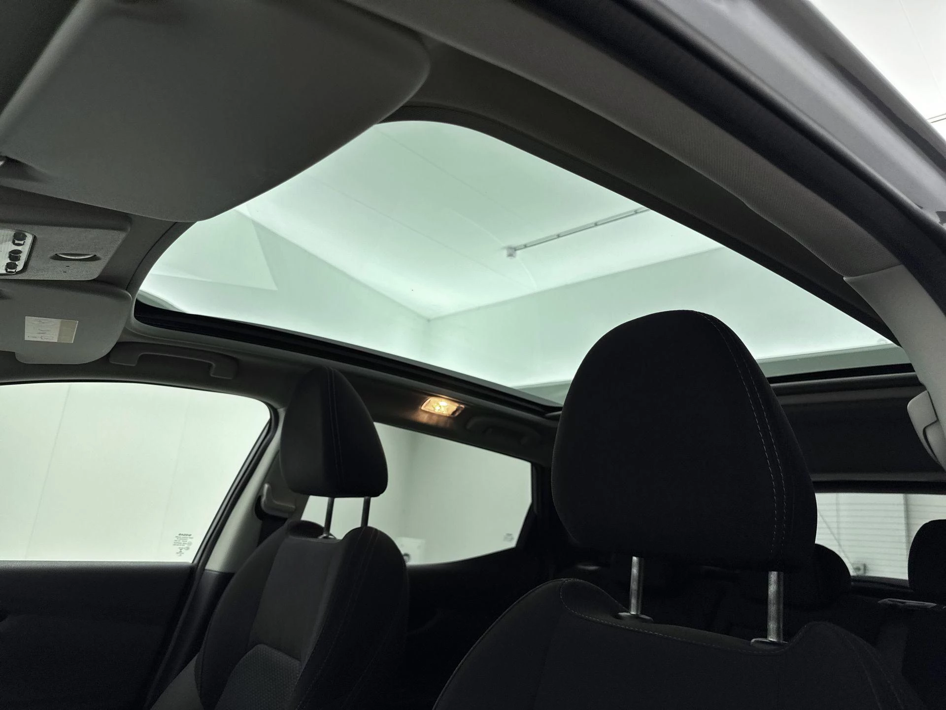 Nissan-QASHQAI-image-22