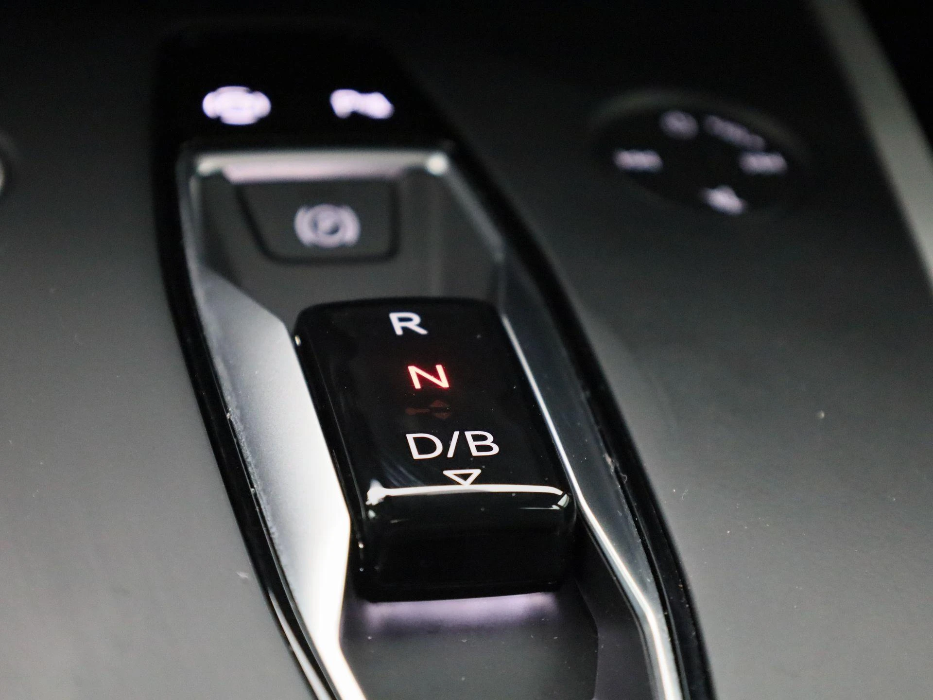 Audi-Q4 e-tron-image-23