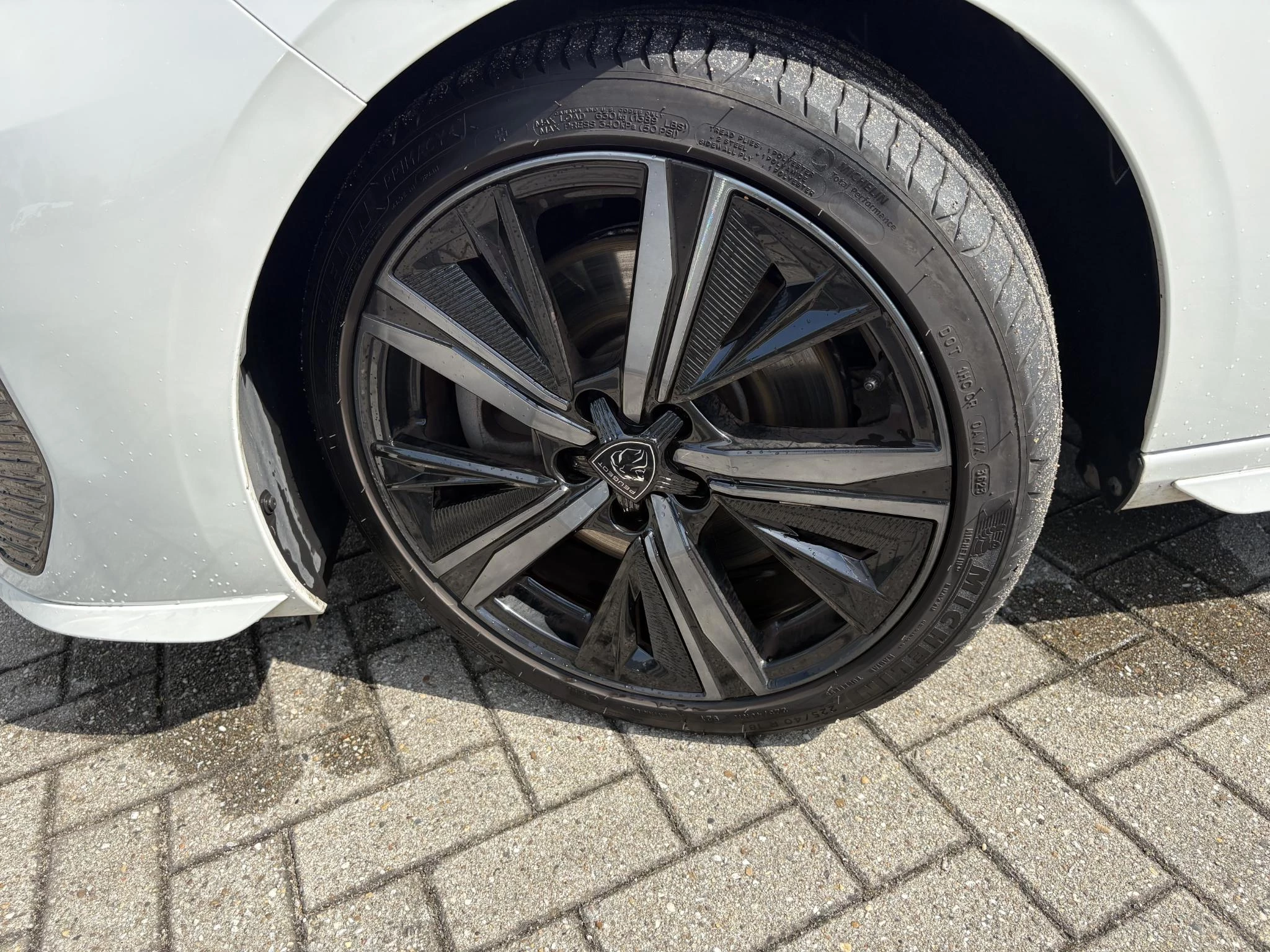 Peugeot-308-image-21