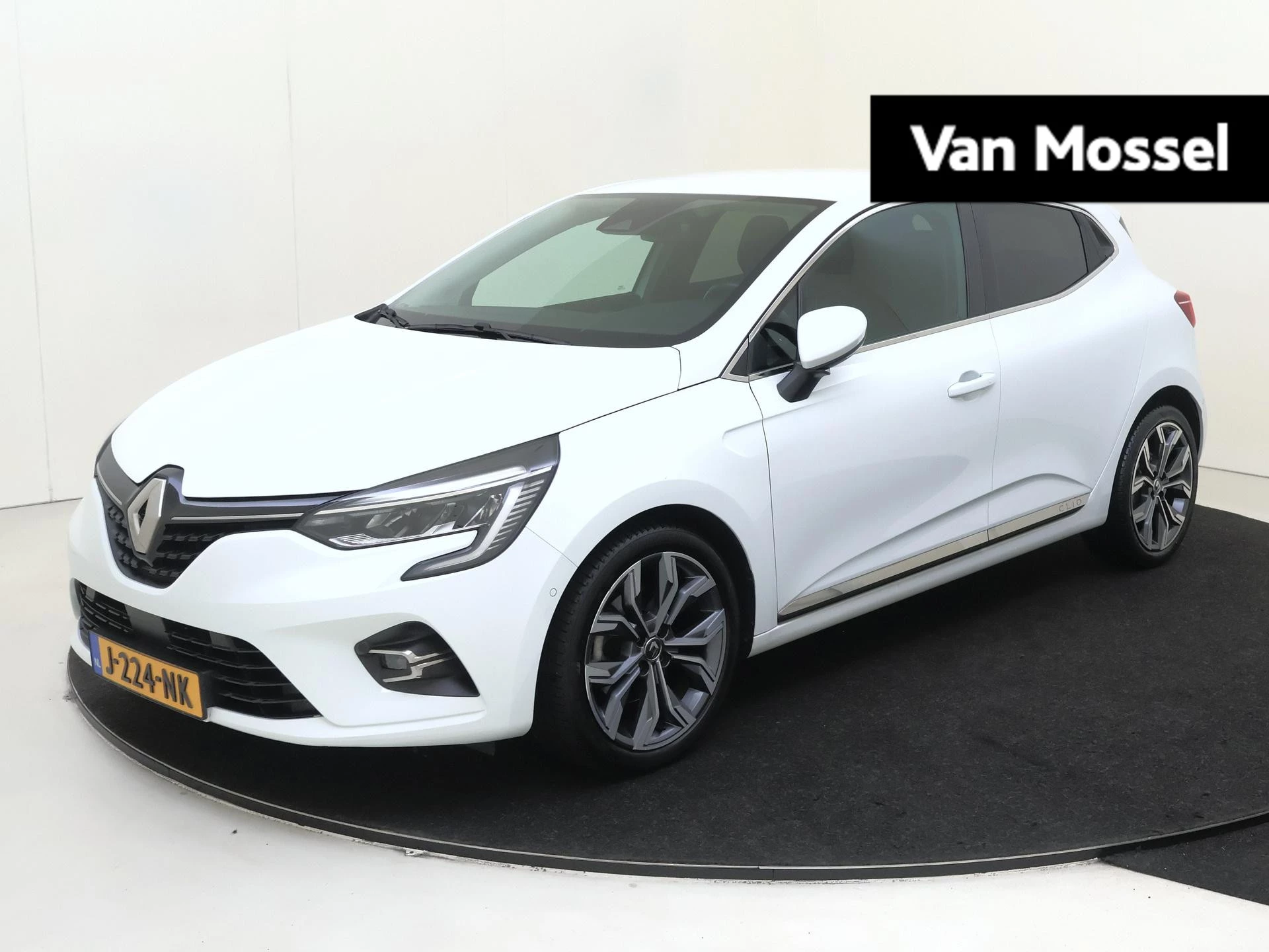 Renault-Clio-image-0