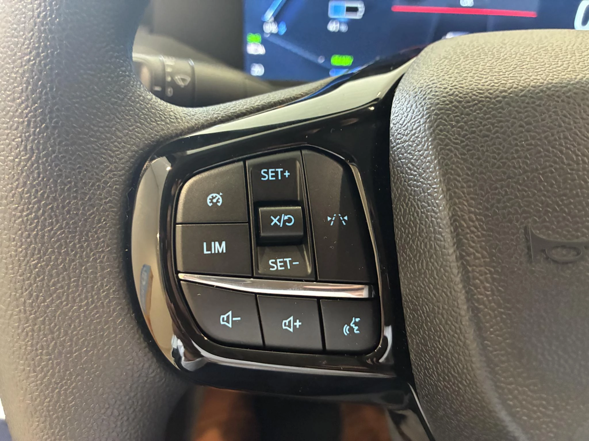 Ford E-Transit Cust. 340 L2H1 Trend 71 kWh