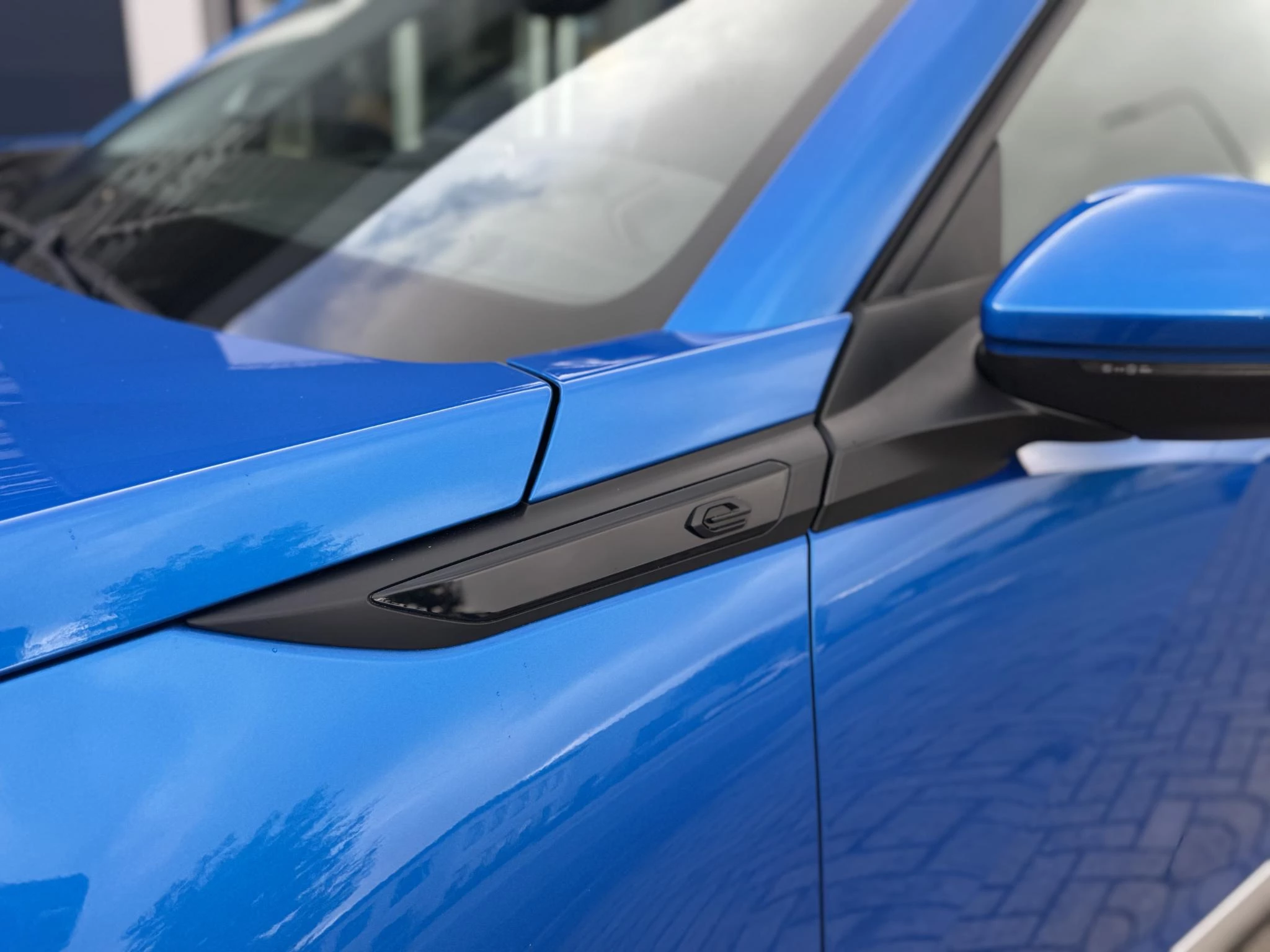 Peugeot-e-2008-image-12