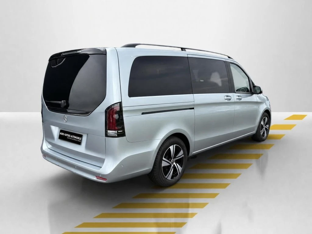 Mercedes-Benz-V-Klasse-image-14