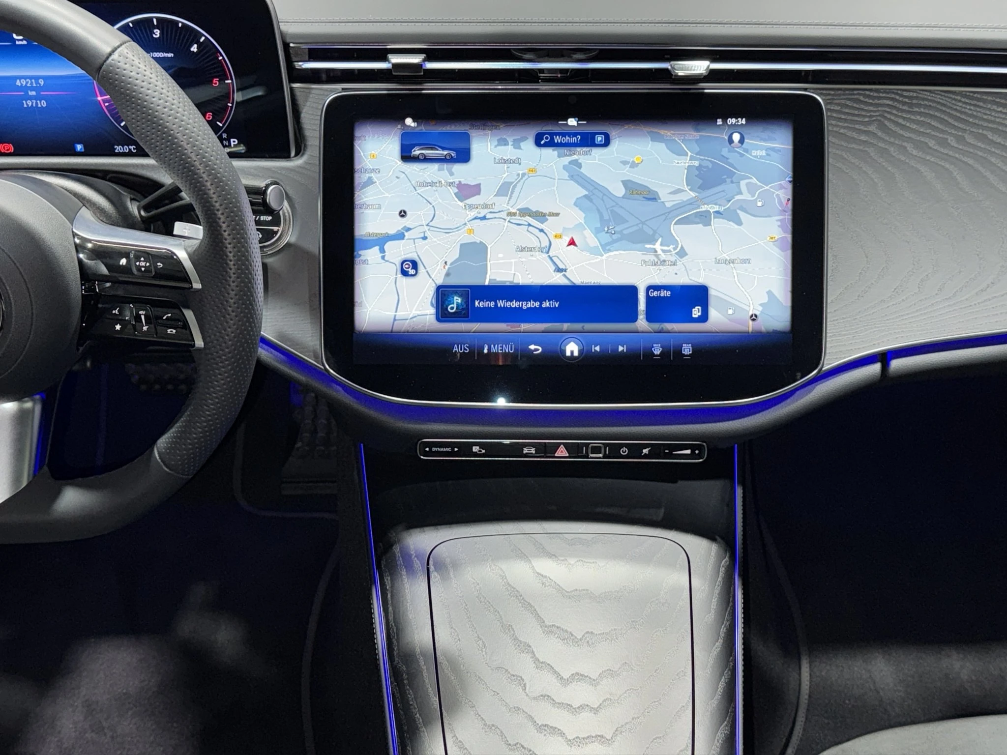 Mercedes-Benz-E-Klasse-image-13