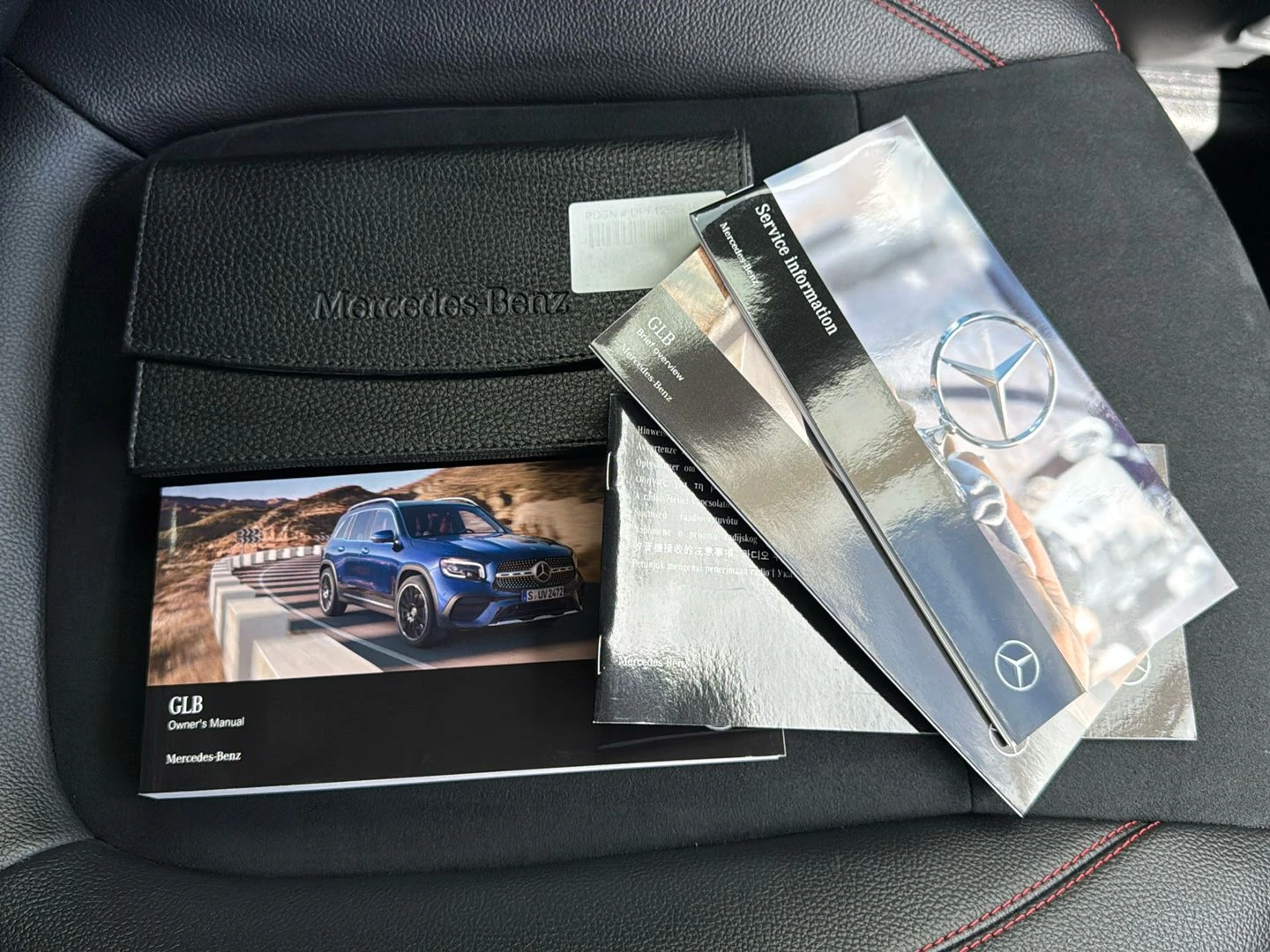 Mercedes-Benz-GLB-image-15
