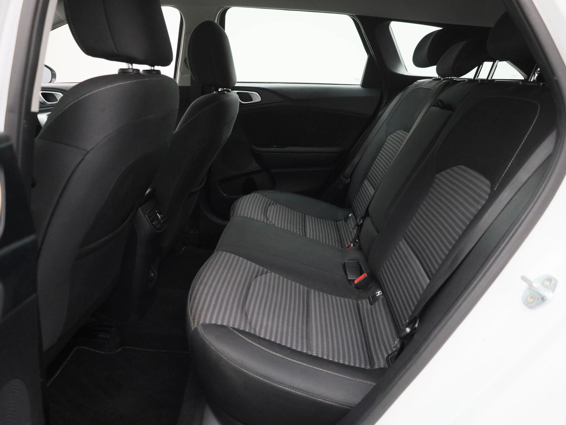 Kia-Ceed Sportswagon-image-10