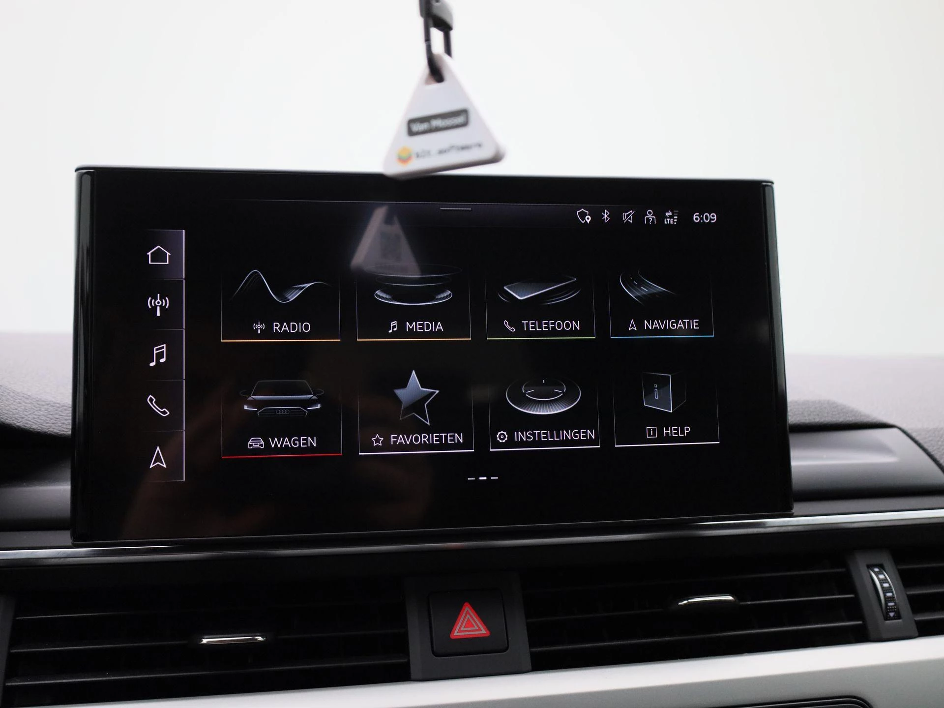 Audi-A4-image-26
