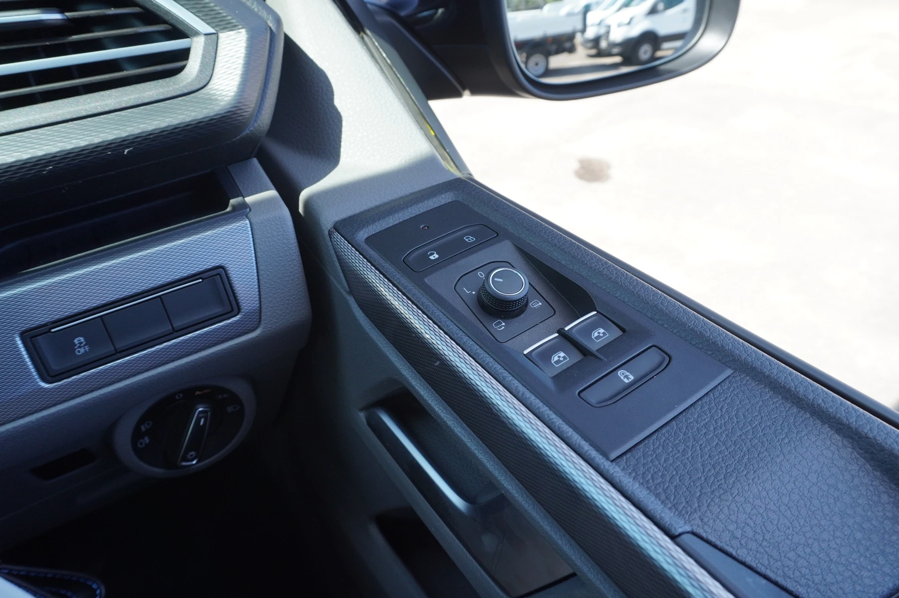 Volkswagen-California-image-60