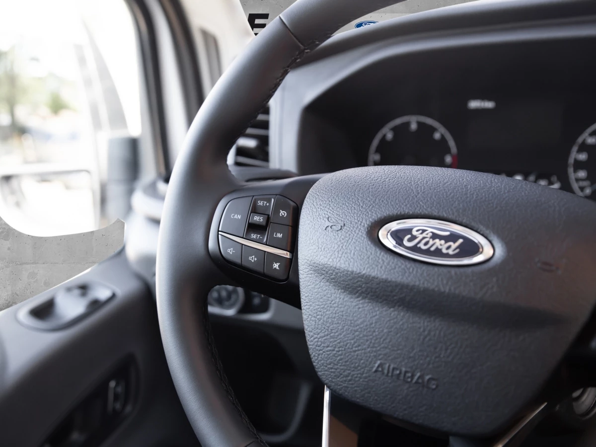 Ford-Transit-image-12