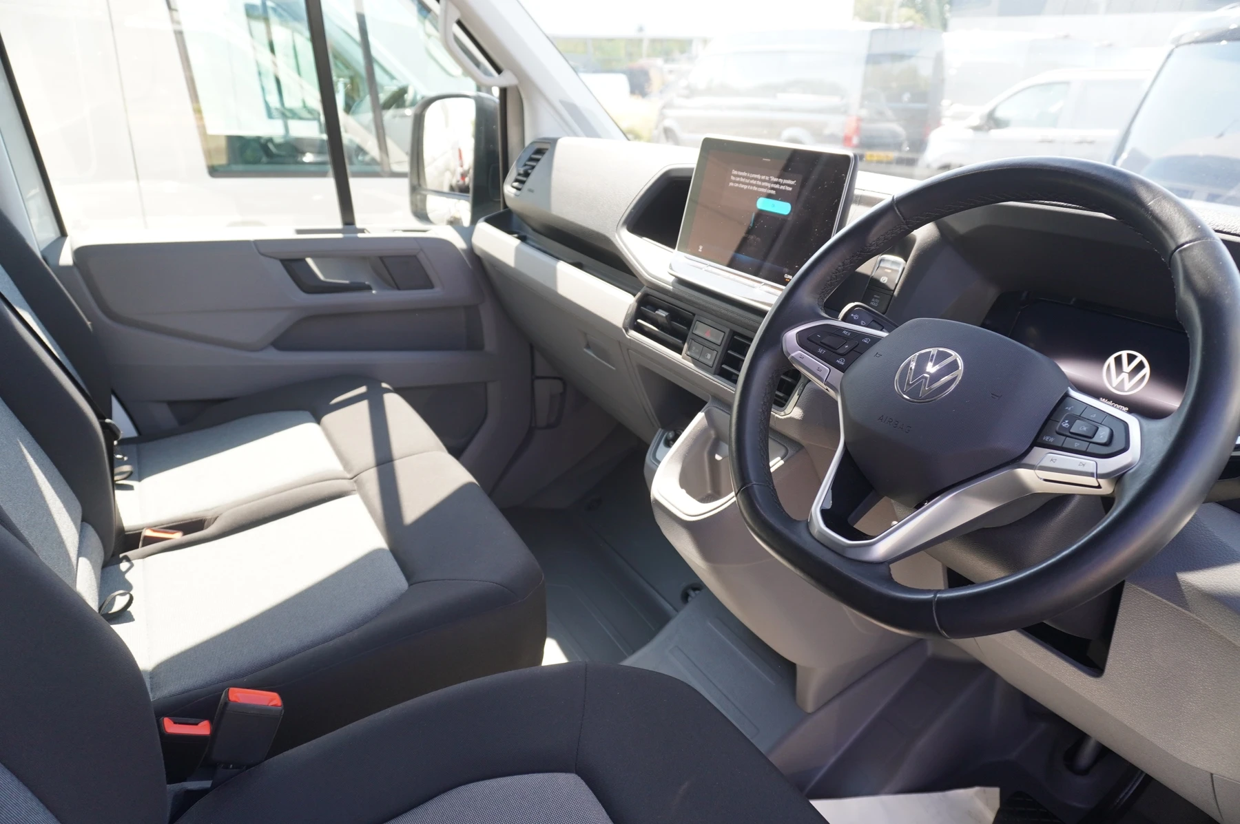 Volkswagen-Crafter-image-17