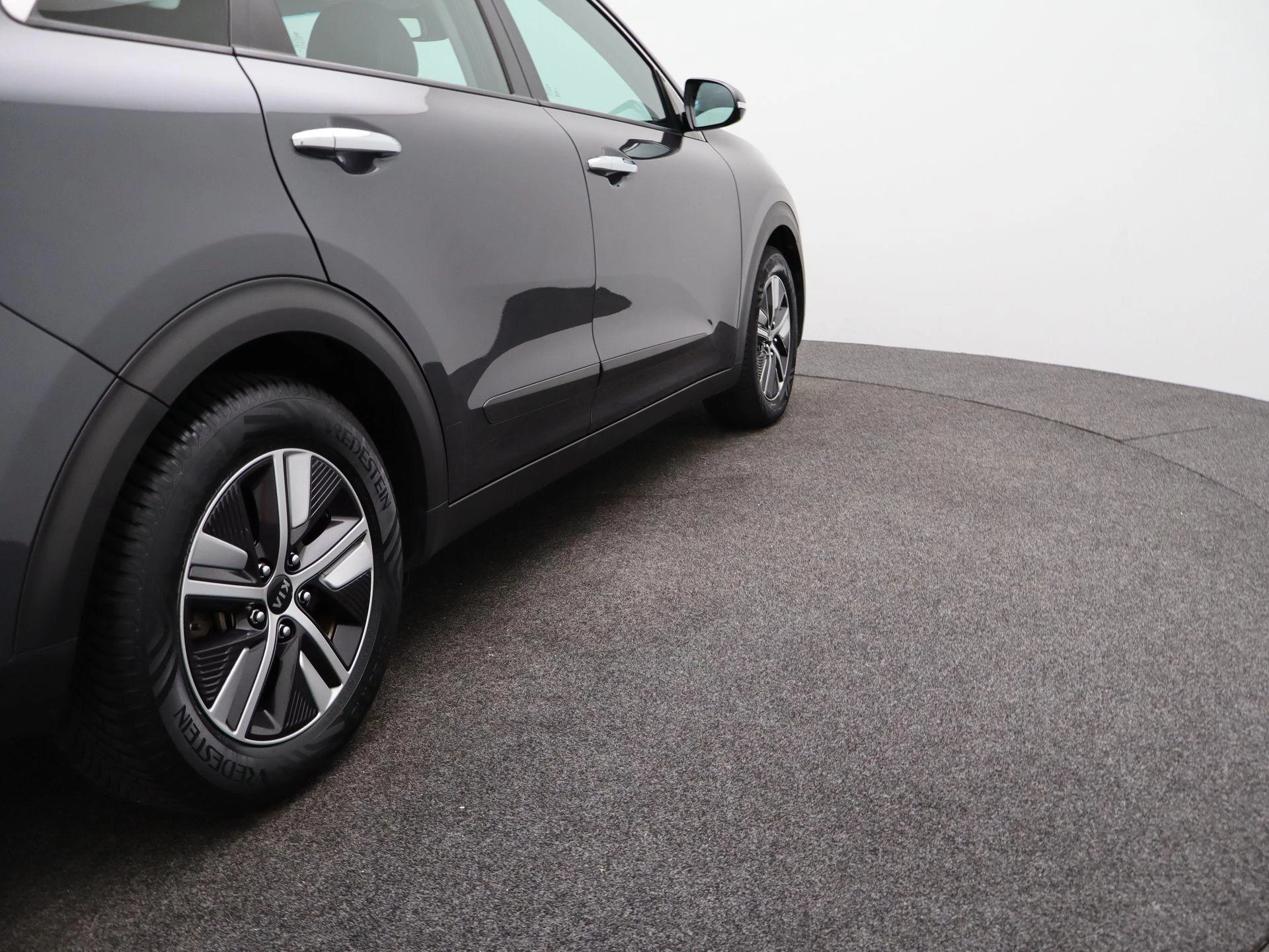 Kia-Niro-image-34