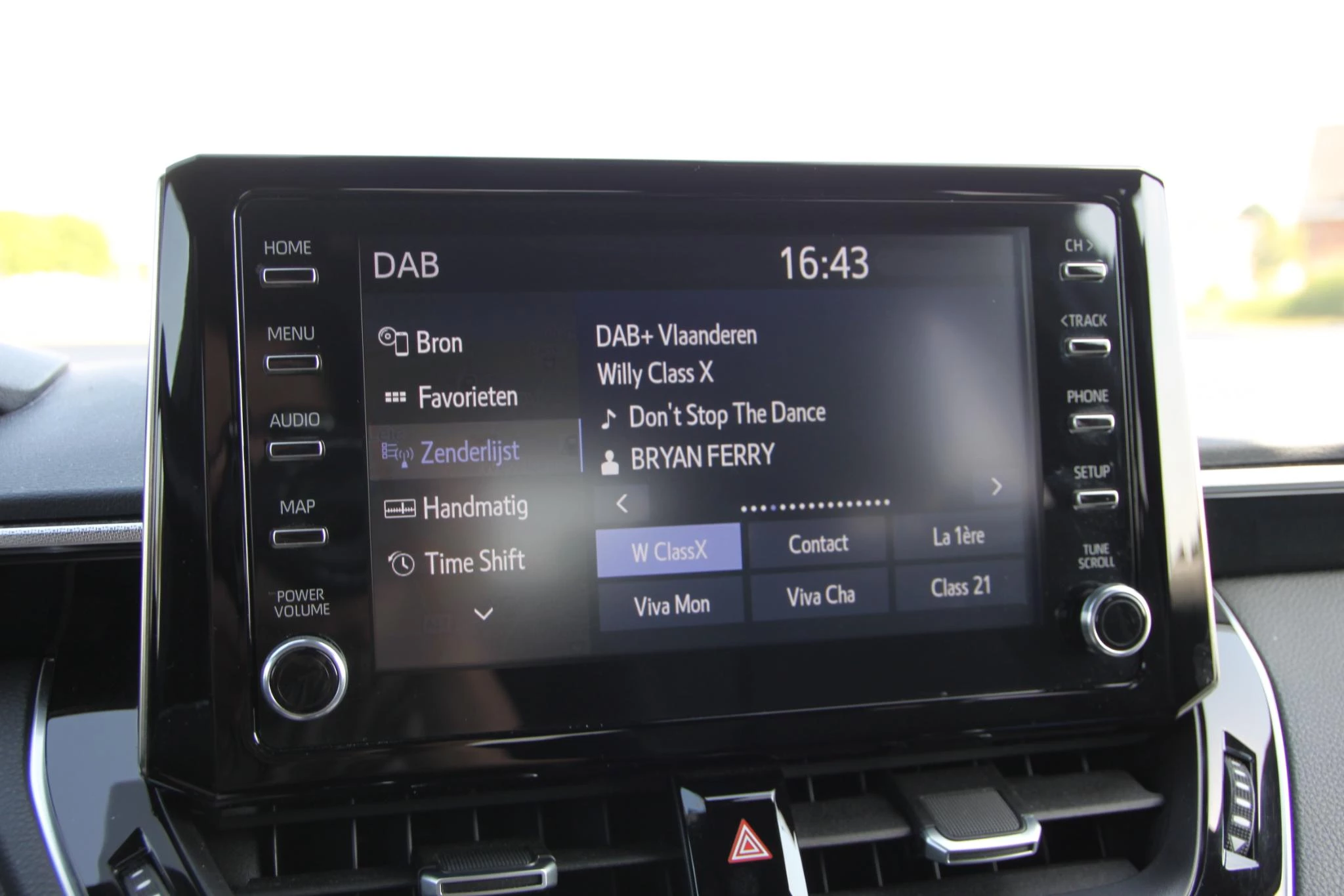 Toyota Corolla 1.8 Hybrid Style Plus e-CVT