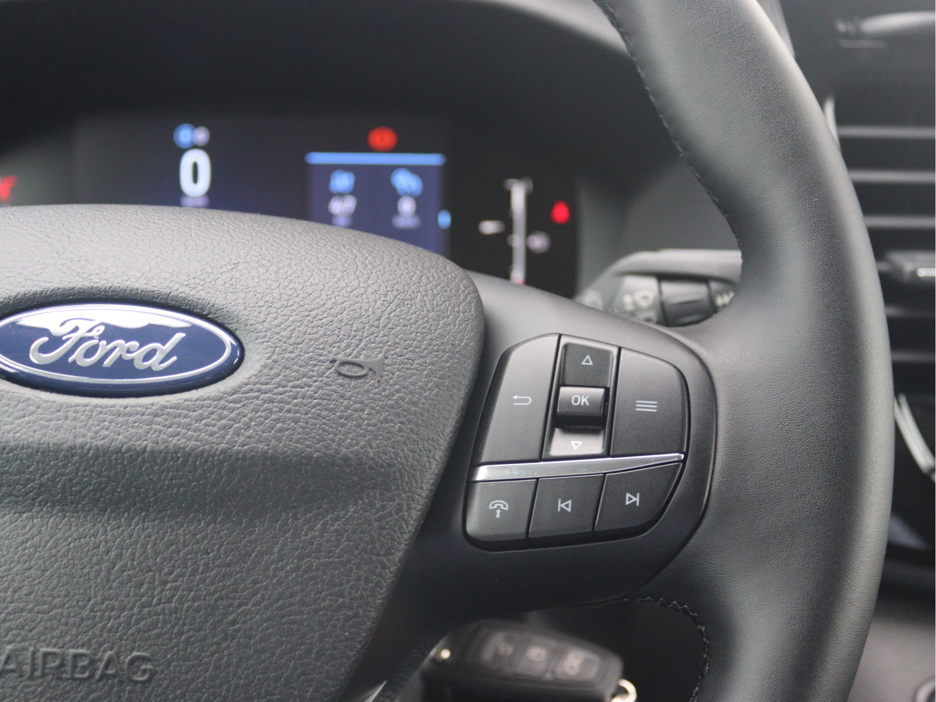 Ford Transit 350 2.0 TDCI 130 pk L2H2 Trend | CLIMA/CAMERA/CARPLAY/12" TOUCHSCREEN |