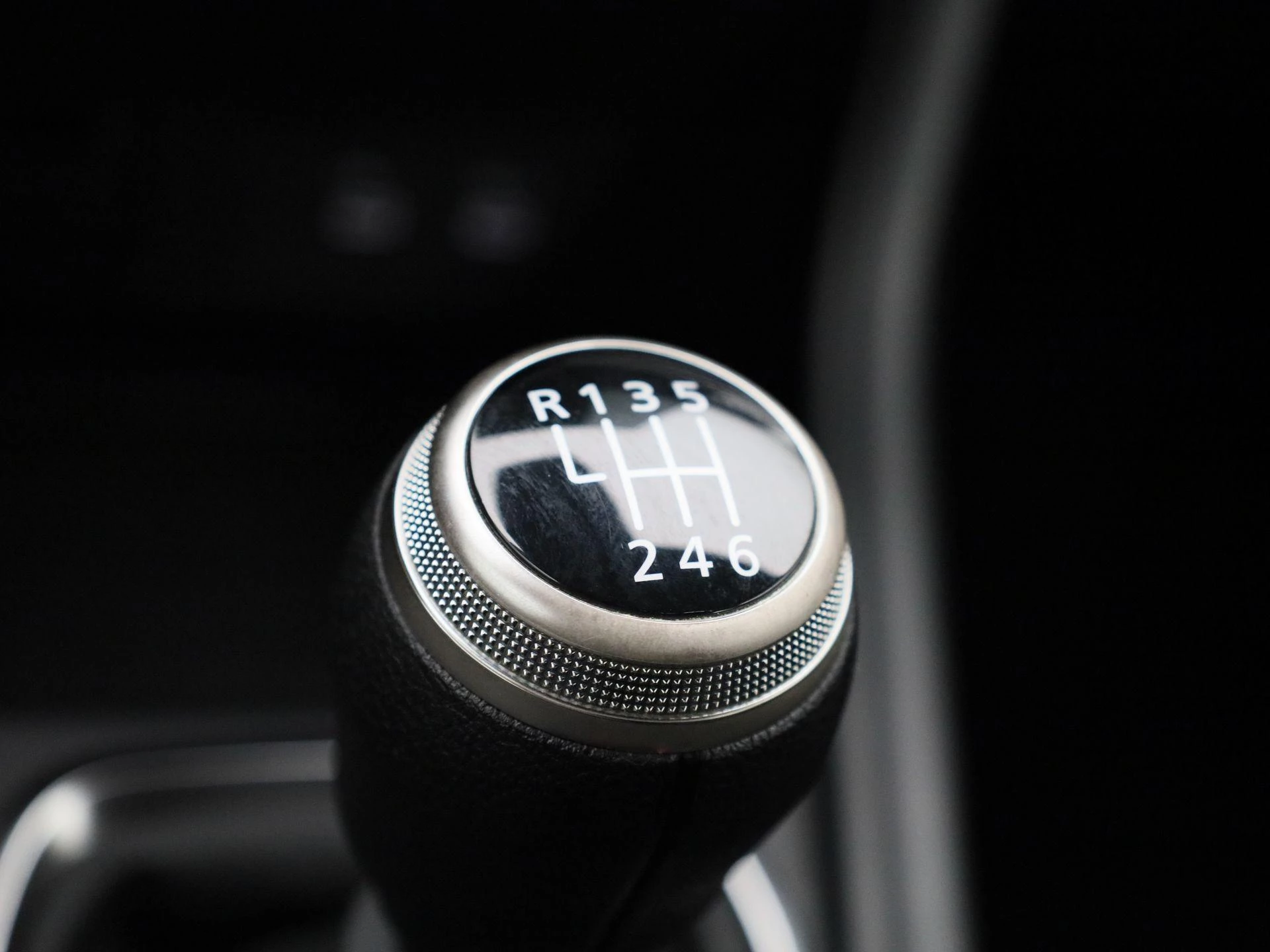 Renault-Captur-image-19