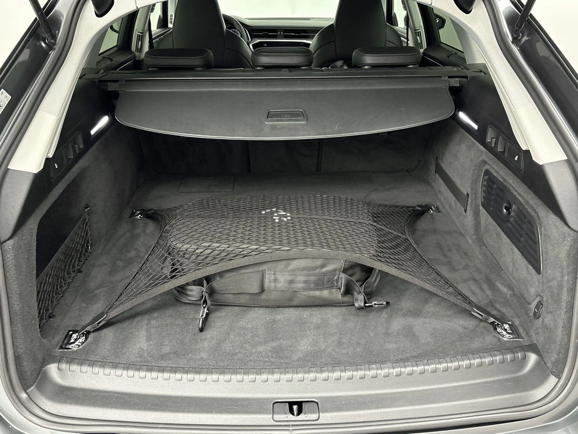 Audi-A6-image-22