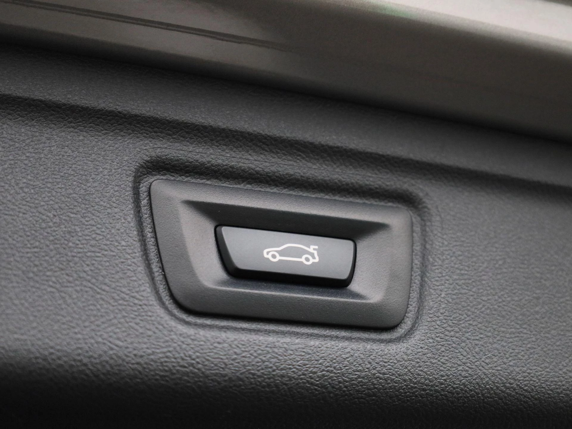 BMW-3 Serie-image-15