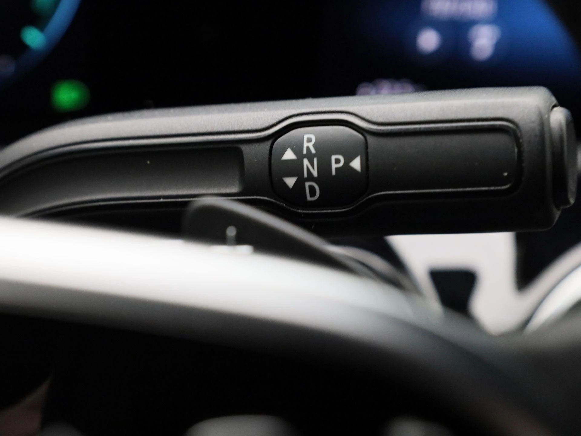 Mercedes-Benz-CLA-image-19