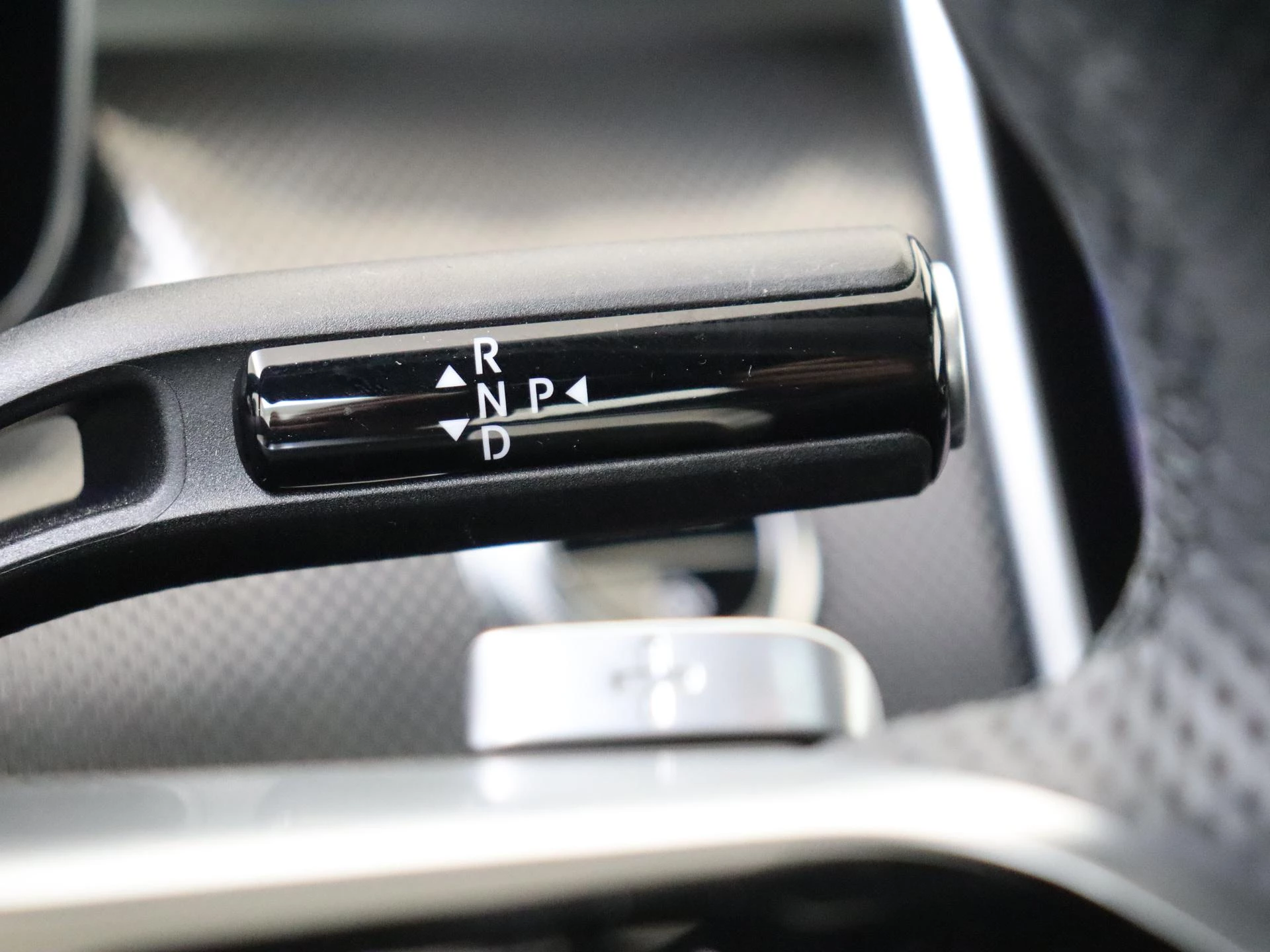 Mercedes-Benz-CLE-image-13