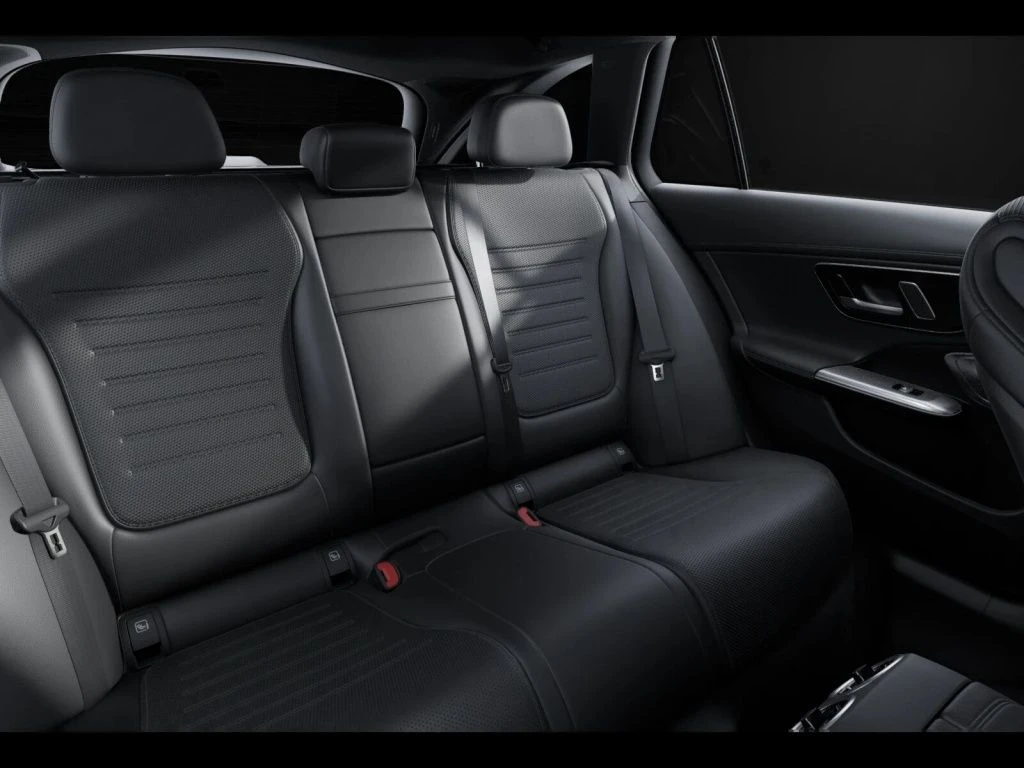 Mercedes-Benz-C-Klasse 250 d-image-10