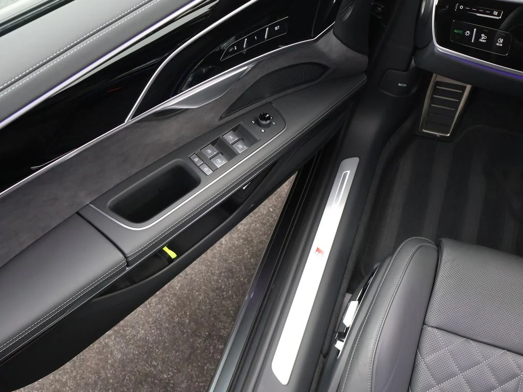 Audi-A8-image-15