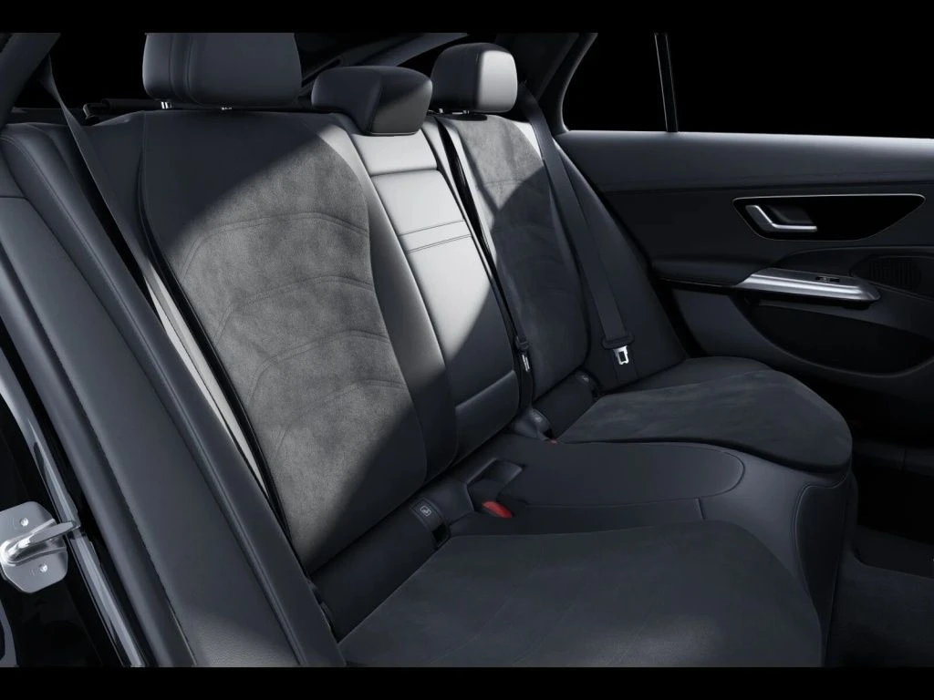 Mercedes-Benz-E-Klasse 220 d-image-10