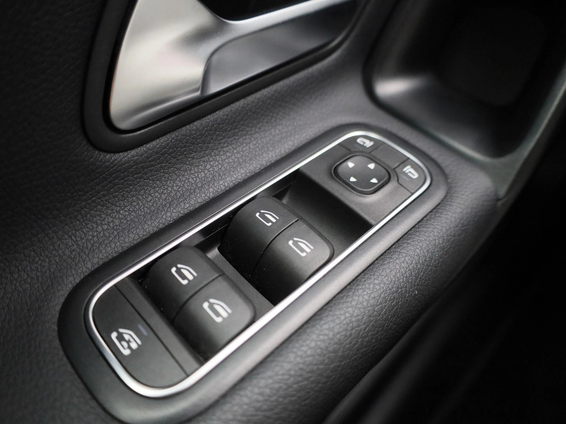 Mercedes-Benz-Classe A-image-21