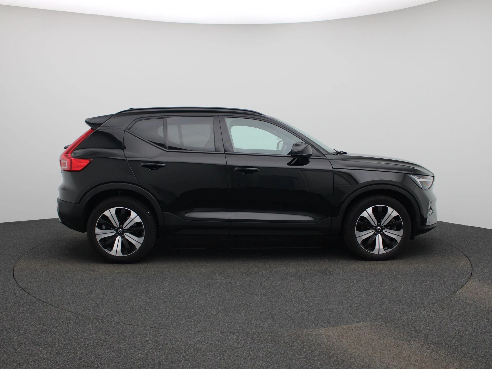 Volvo XC40 Recharge Core 70 kWh