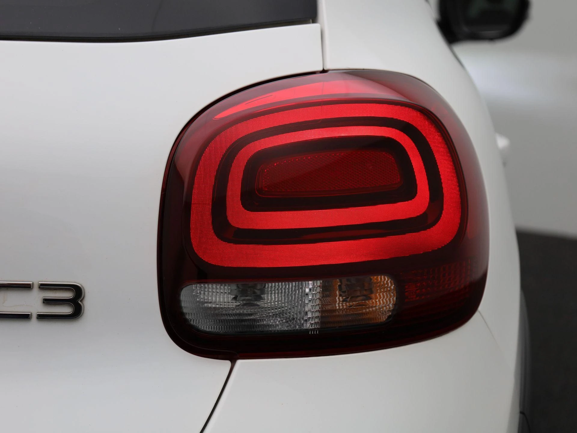 Citroën C3 1.2 PureTech Navi | Carplay | PDC A