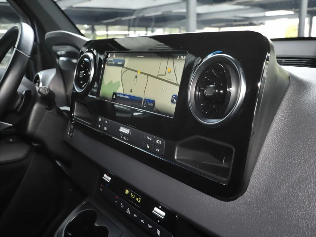 Mercedes-Benz-Sprinter 317-image-9