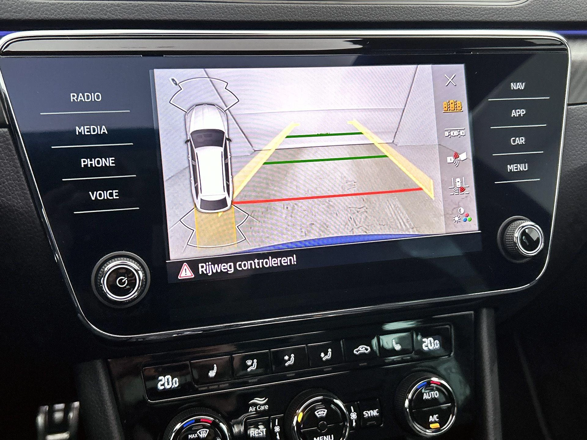 Škoda-Superb-image-15